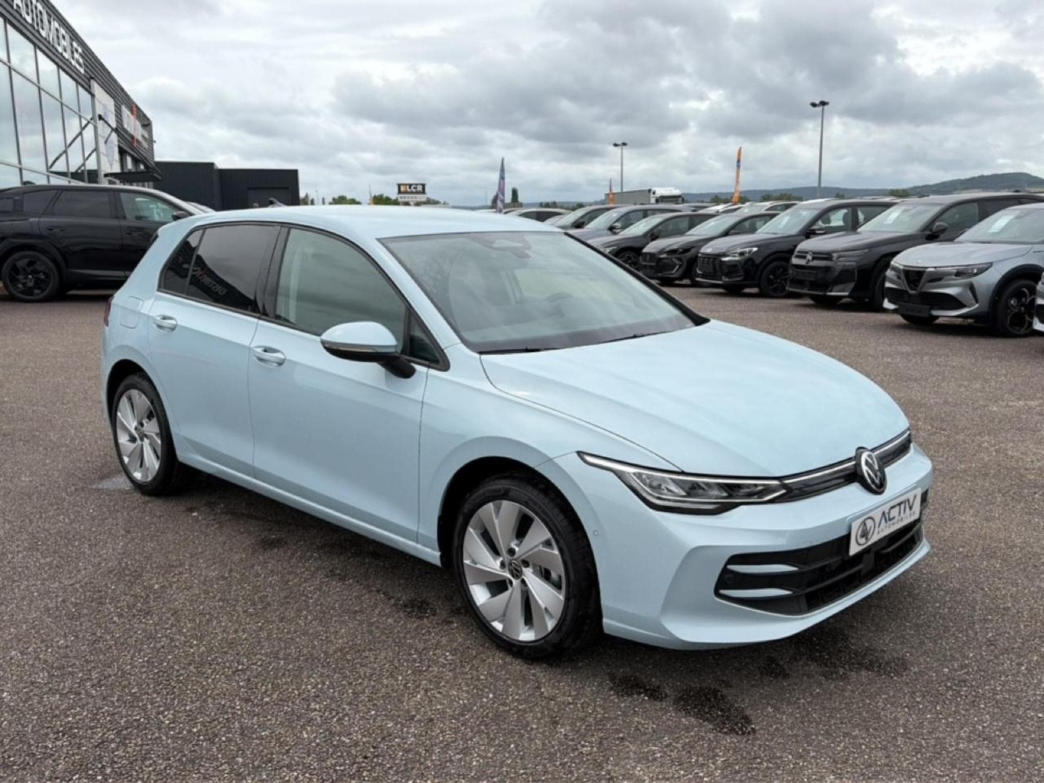 VW GOLF VIII 1.5 ETSI EVO2 116 LIFE DSG7 (2026) - Photo 3