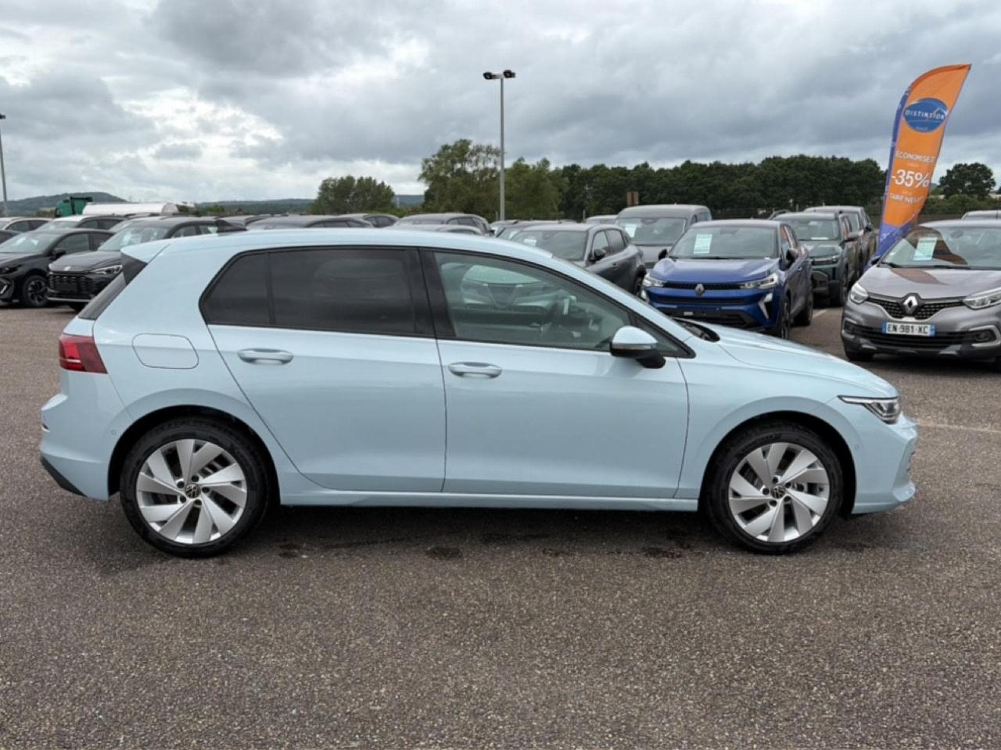 VW GOLF VIII 1.5 ETSI EVO2 116 LIFE DSG7 (2026) - Photo 4