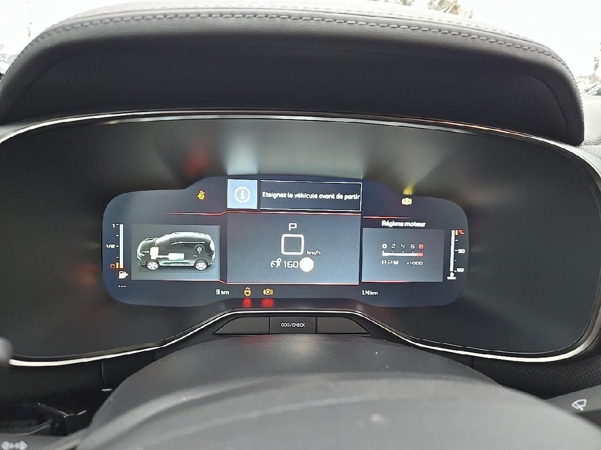Citroen C5 AIRCROSS 1.2 HYBRIDE 145 PLUS E-DCS6 (2024) - Photo 16