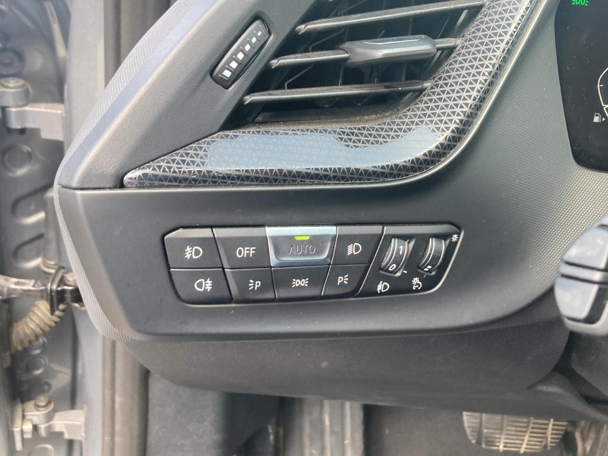 Bmw SERIE 1 (F40) 118I 136 EDITION SPORT DKG7 (2023) - Photo 14