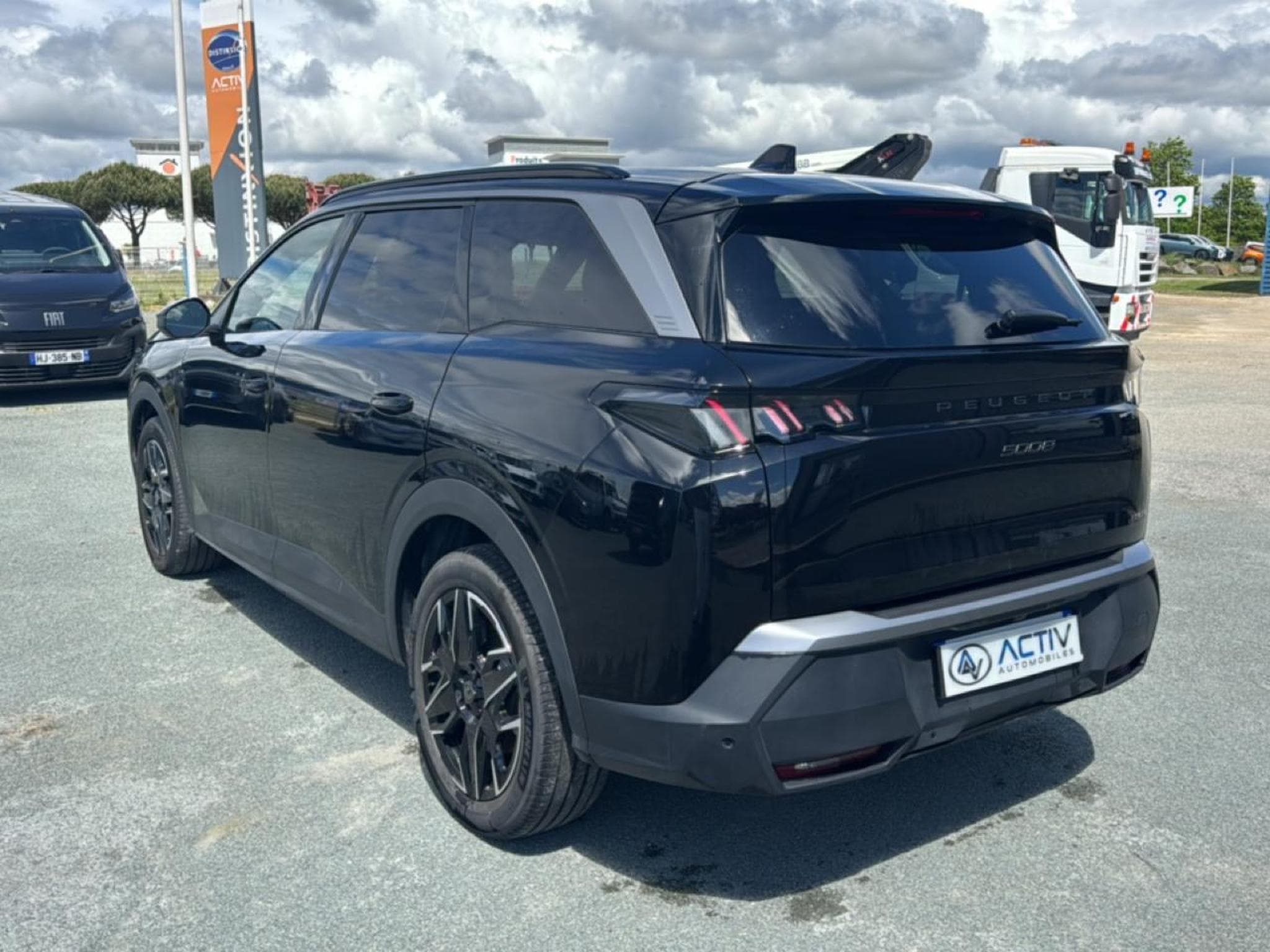 Peugeot 5008 HYBRID 145 ALLURE E-DCS6 (2025) - Photo 7