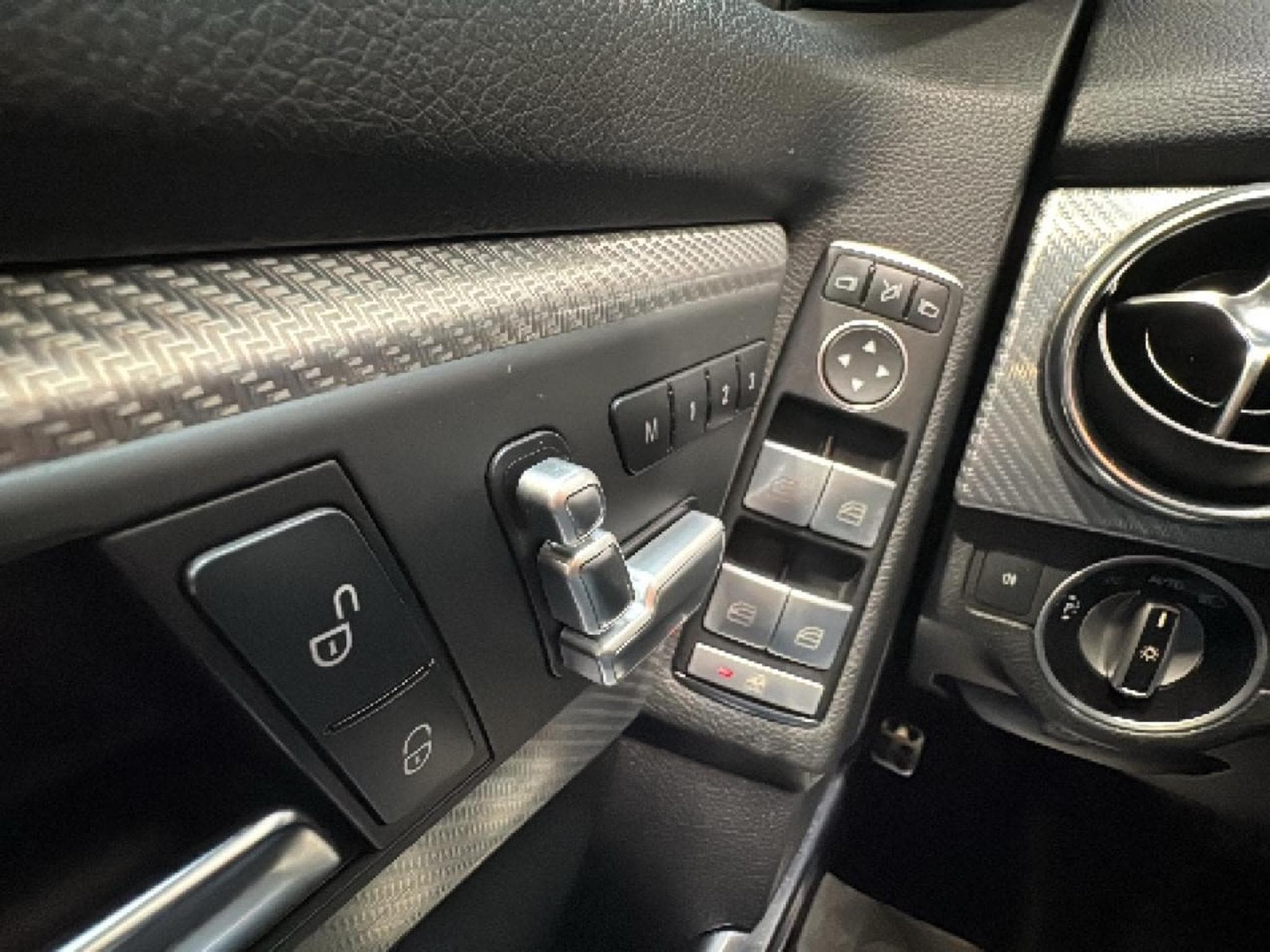 Mercedes CLASSE GLK 350 4MATIC 7GTRONIC + (2014) - Photo 18