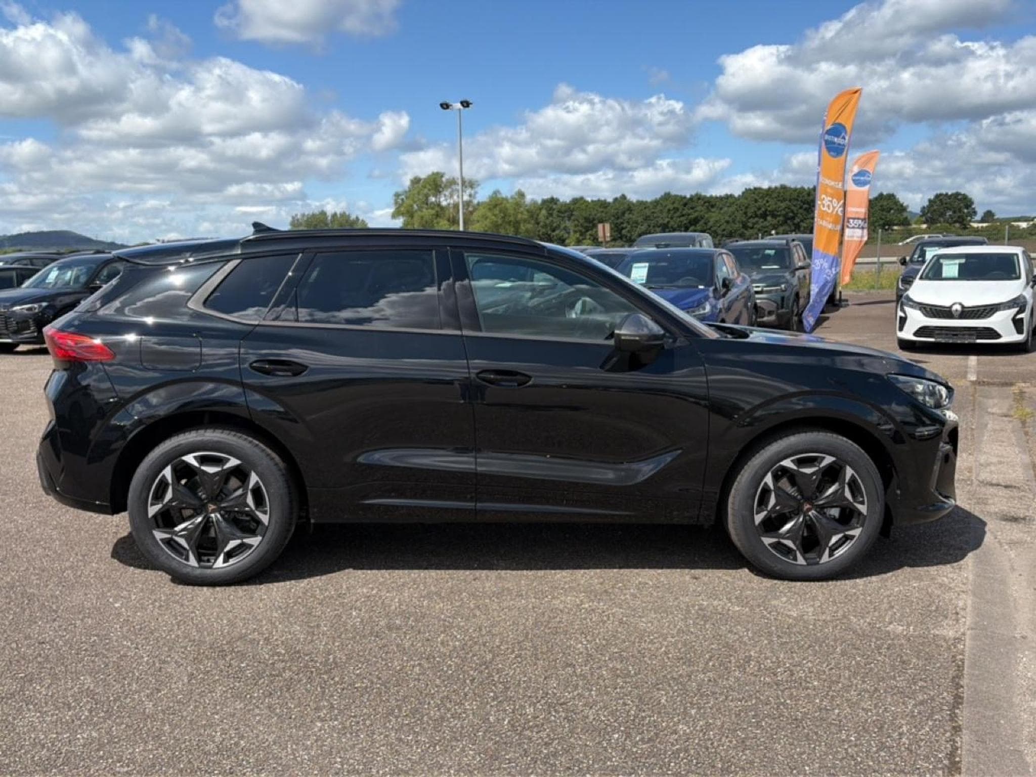 Cupra TERRAMAR 1.5 ETSI HYBRID 150 V DSG7 (2026) - Photo 4