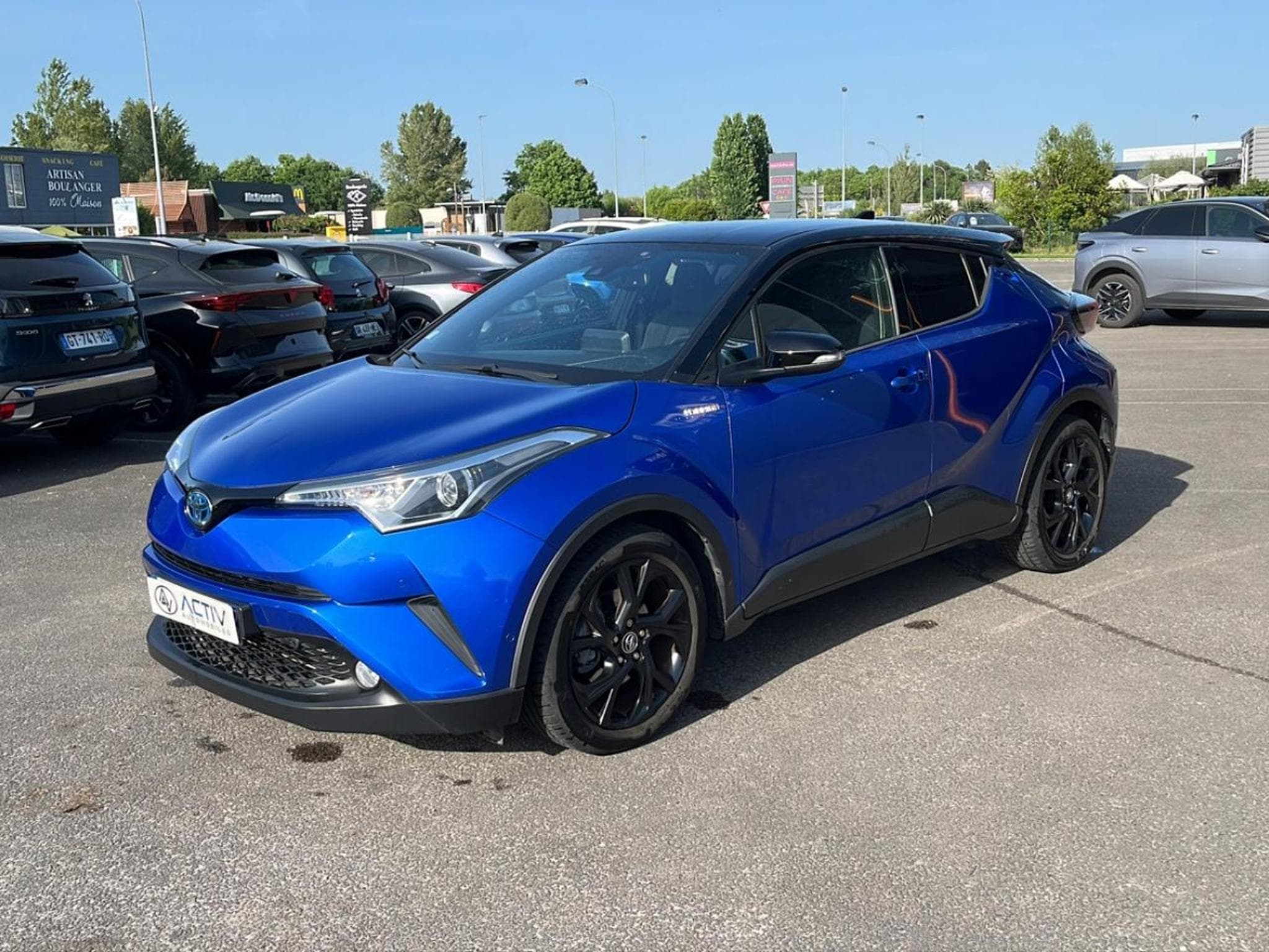 Toyota C-HR 122 GRAPHIC 2WD E-CVT RC18 (2019) - Foto 1