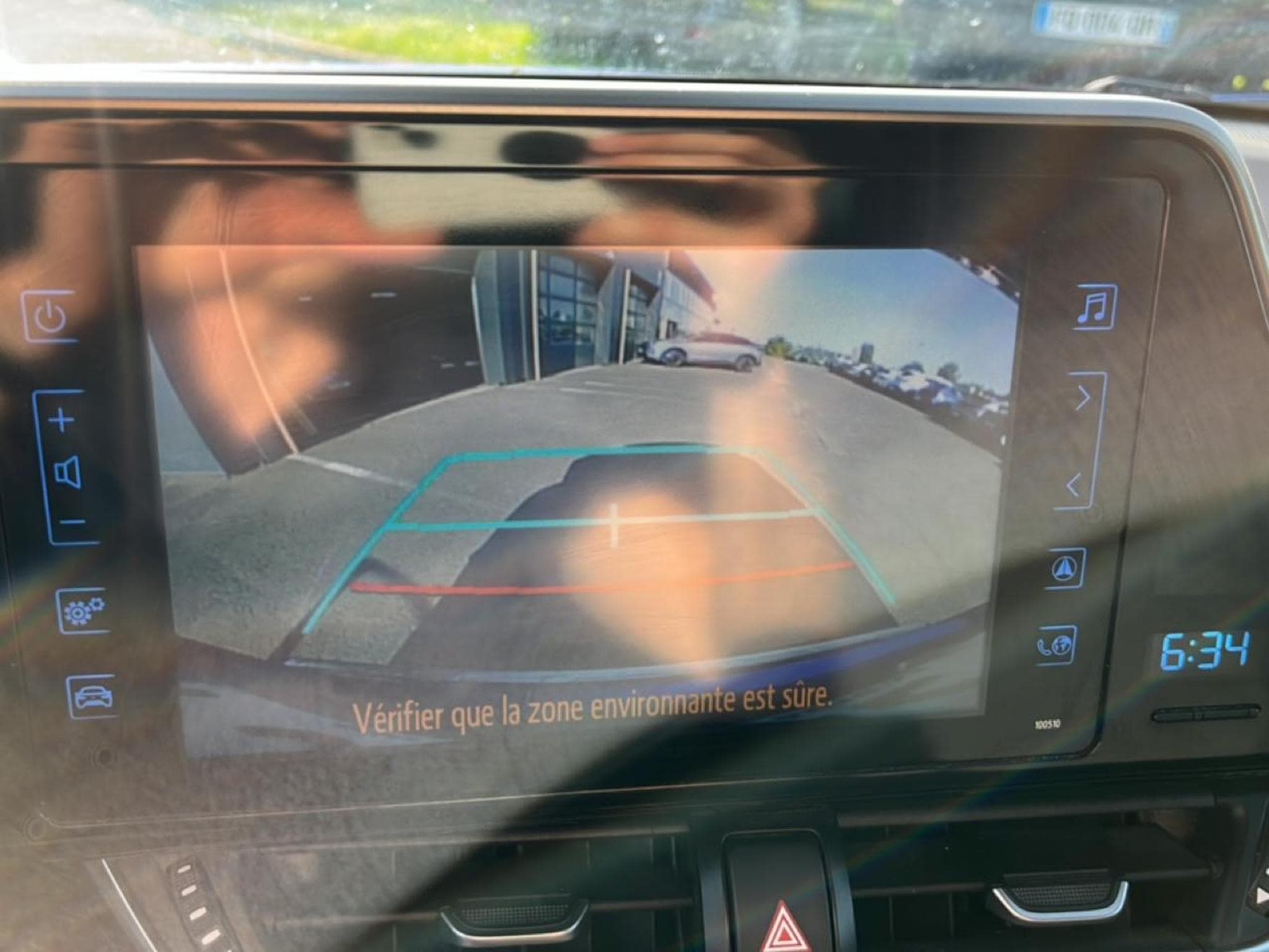 Toyota C-HR 122 GRAPHIC 2WD E-CVT RC18 (2019) - Foto 15