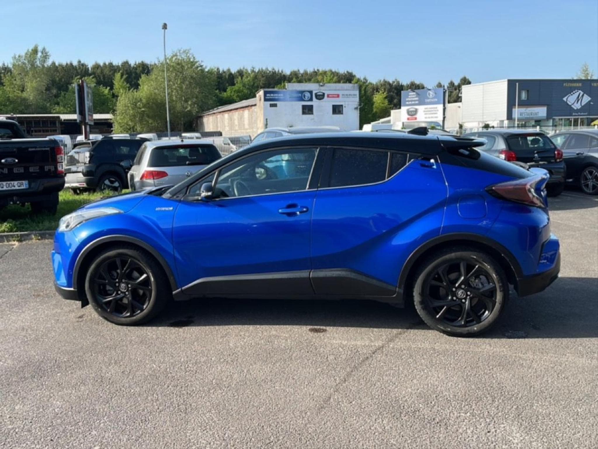 Toyota C-HR 122 GRAPHIC 2WD E-CVT RC18 (2019) - Foto 8