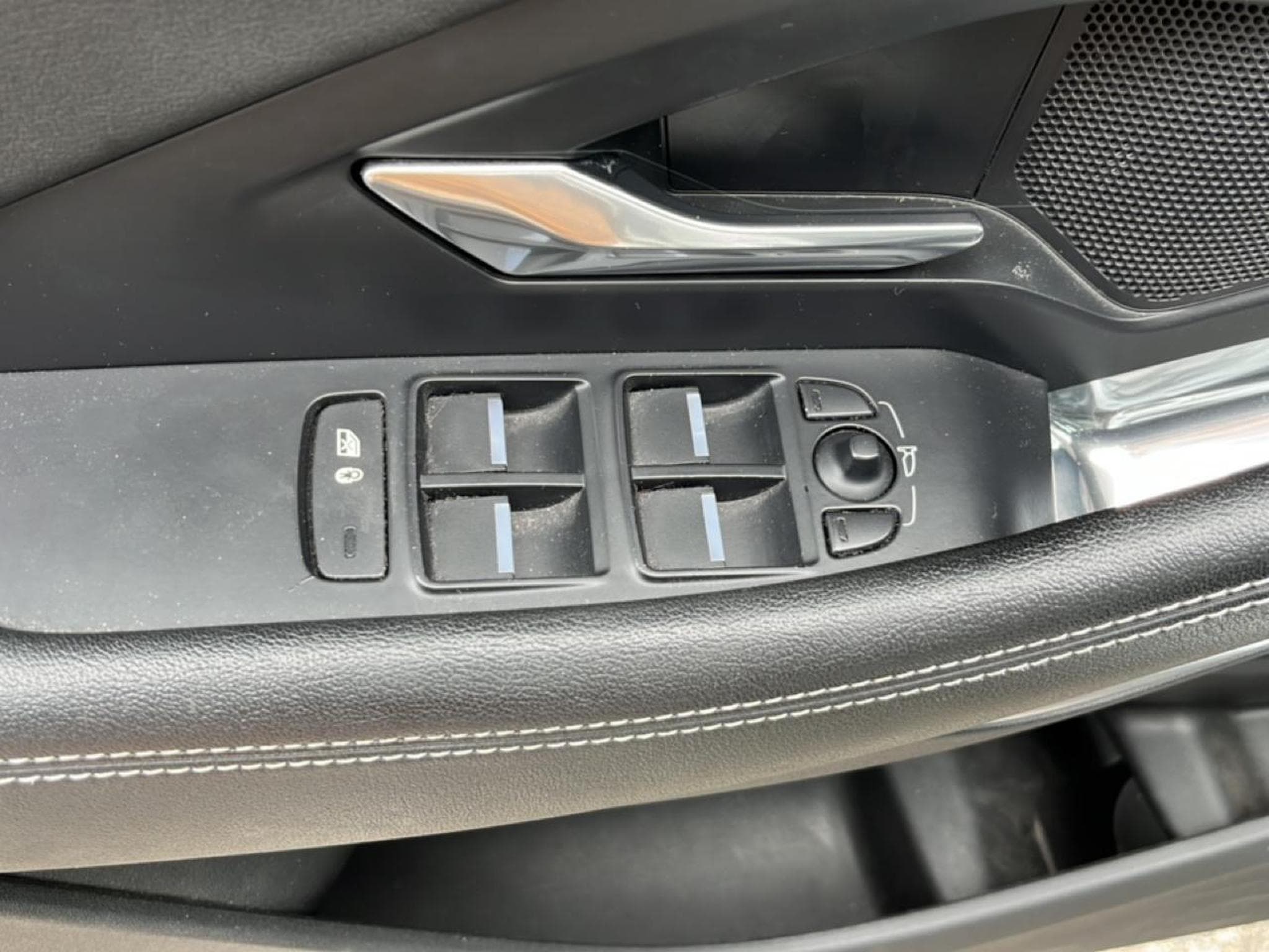 Jaguar E-PACE 2.0D 150 R-DYNAMIC S AWD BVA9 (2019) - Foto 11