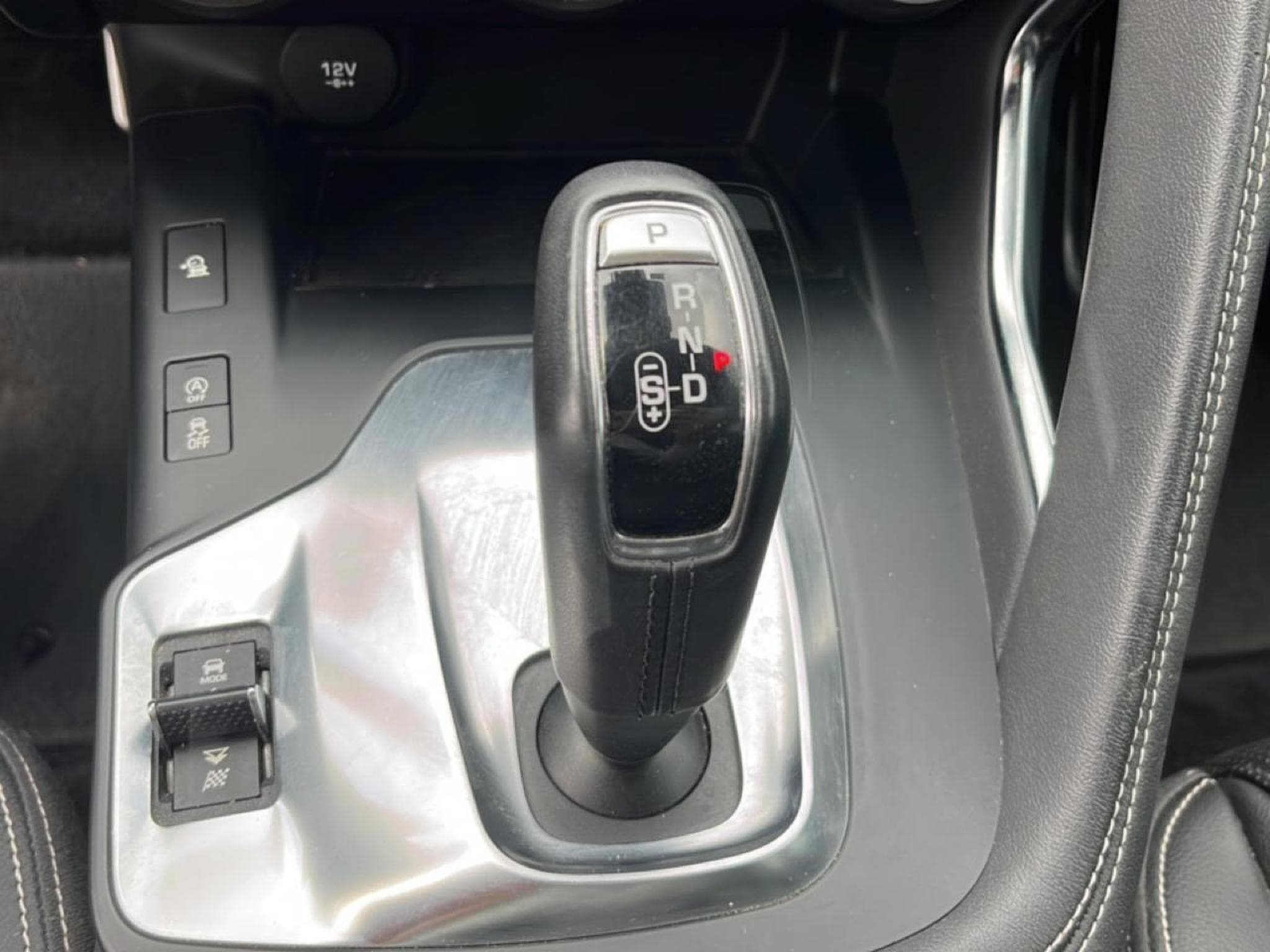 Jaguar E-PACE 2.0D 150 R-DYNAMIC S AWD BVA9 (2019) - Foto 19