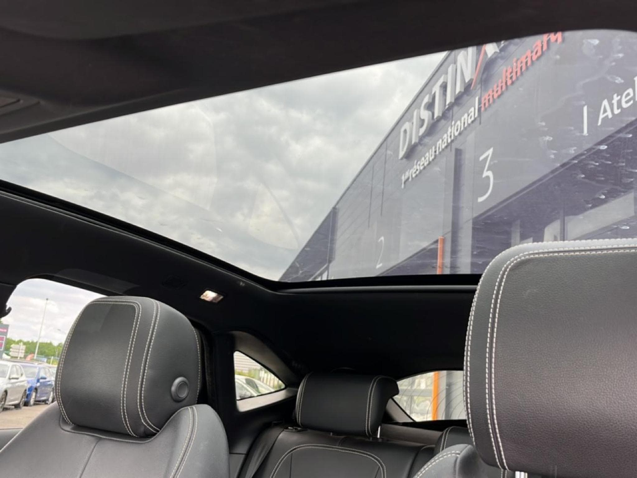 Jaguar E-PACE 2.0D 150 R-DYNAMIC S AWD BVA9 (2019) - Foto 20