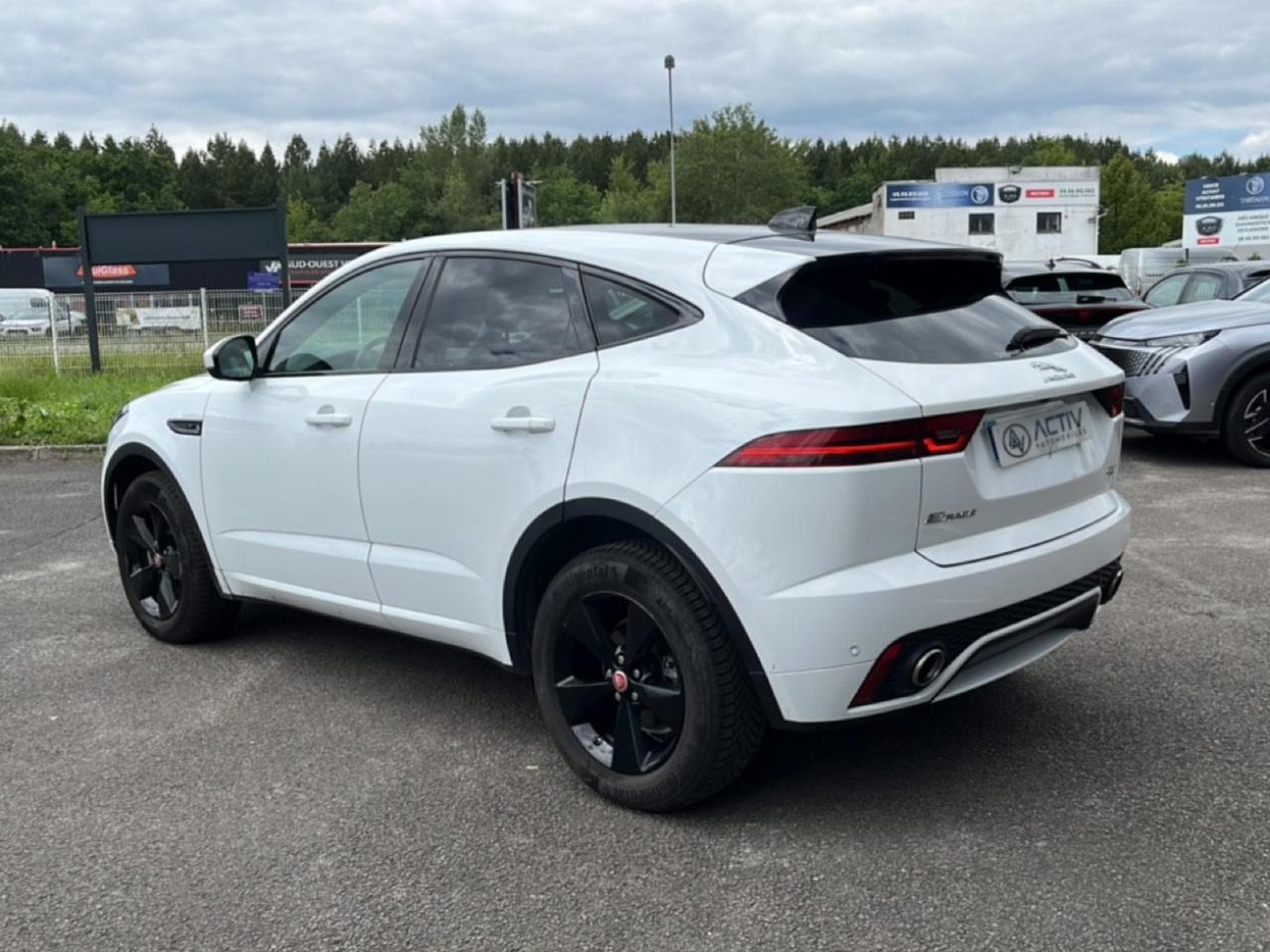 Jaguar E-PACE 2.0D 150 R-DYNAMIC S AWD BVA9 (2019) - Foto 7