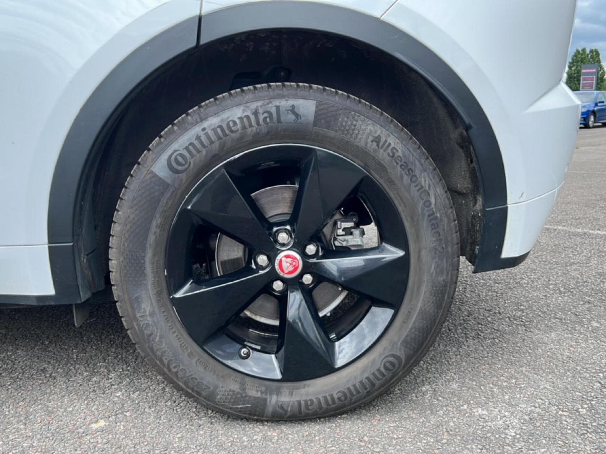 Jaguar E-PACE 2.0D 150 R-DYNAMIC S AWD BVA9 (2019) - Foto 9