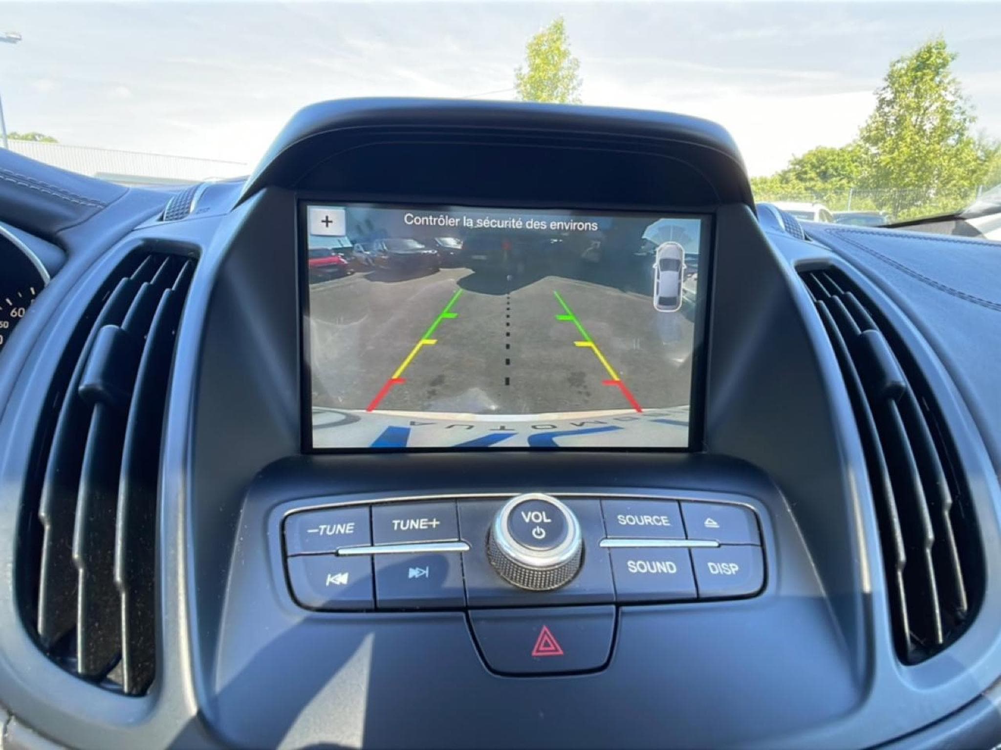 Ford Kuga 1.5 TDCI 120 VIGNALE POWERSHIFT (2017) - Foto 18
