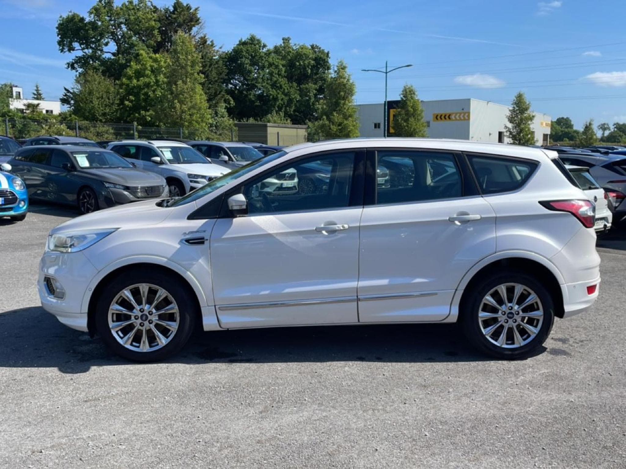 Ford Kuga 1.5 TDCI 120 VIGNALE POWERSHIFT (2017) - Foto 8