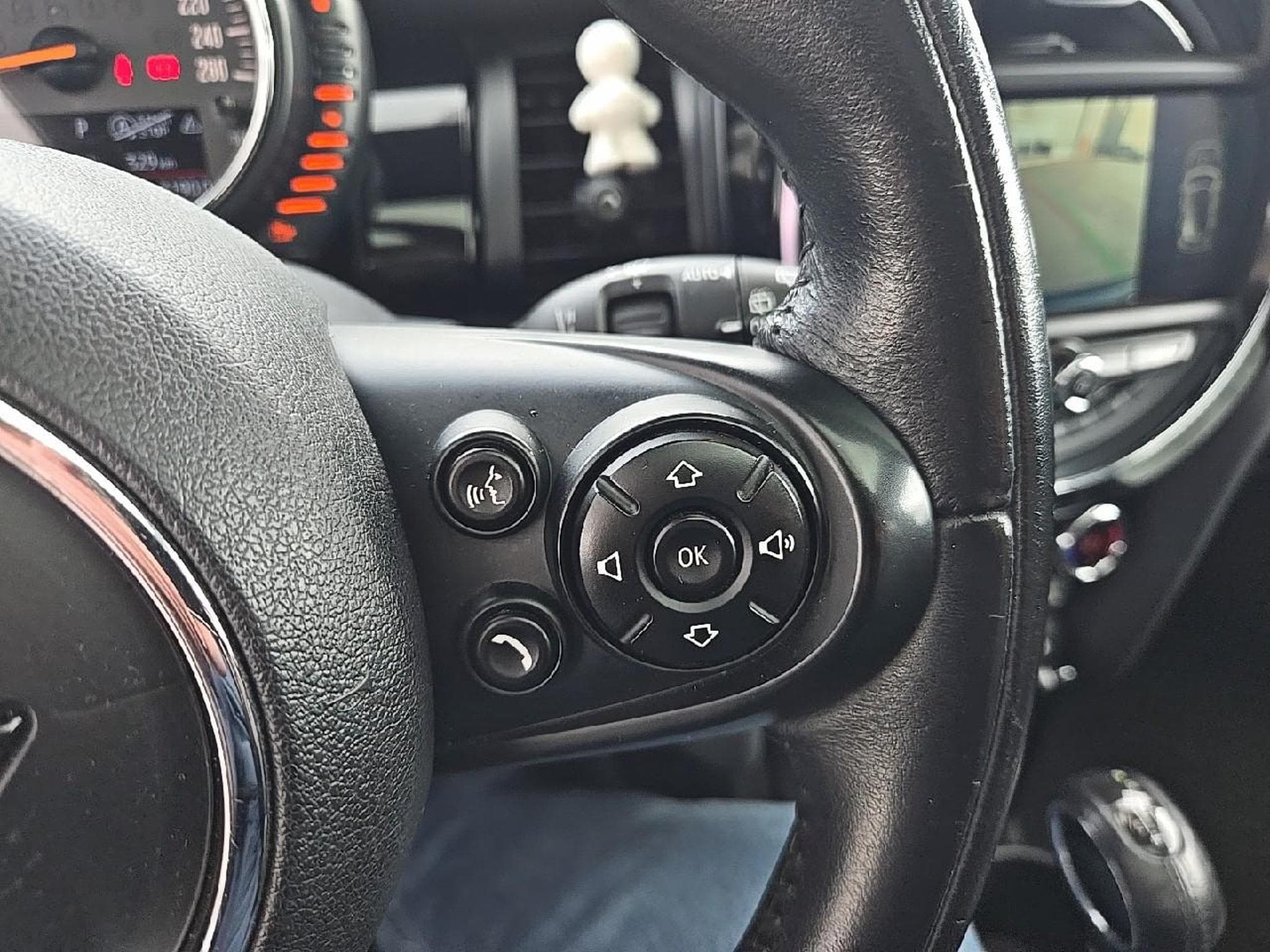 Mini MINI 5 PORTES COOPER S 192 PACK RED HOT CHILI BVA (2015) - Foto 20