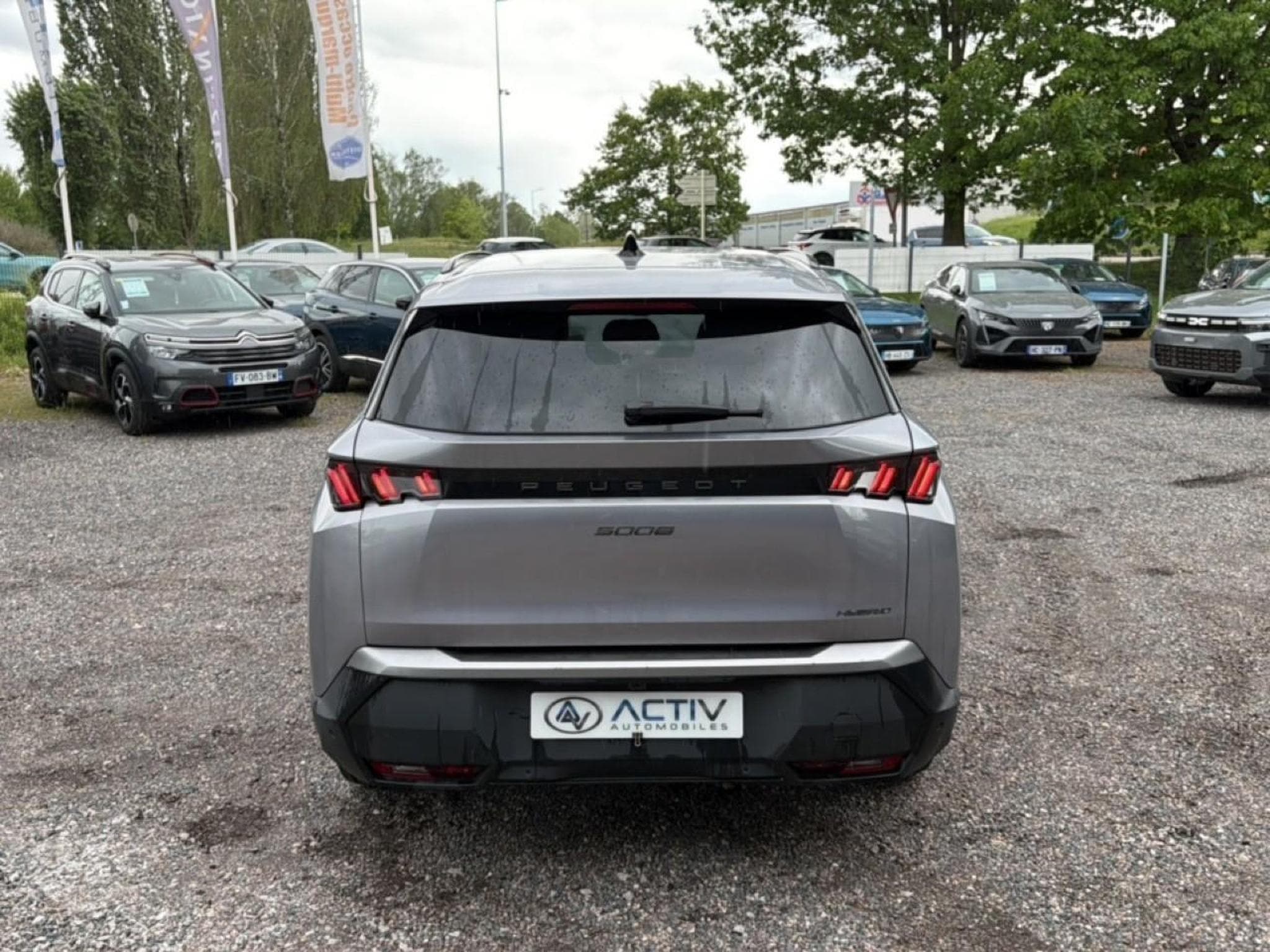 Peugeot 5008 HYBRID 145 ALLURE E-DCS6 (2025) - Foto 6