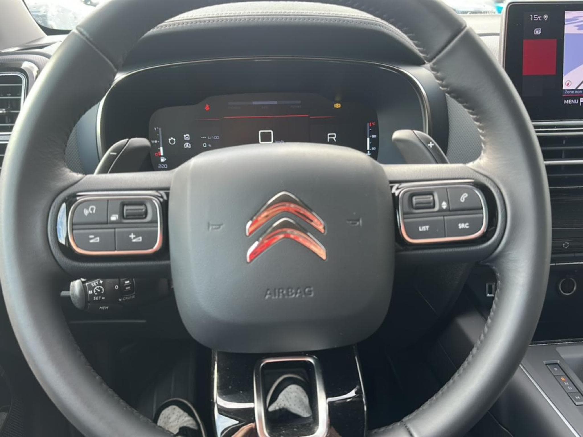 Citroen C5 AIRCROSS 1.2 HYBRIDE 145 MAX BOITE AUTOMATIQUE (2025) - Foto 18