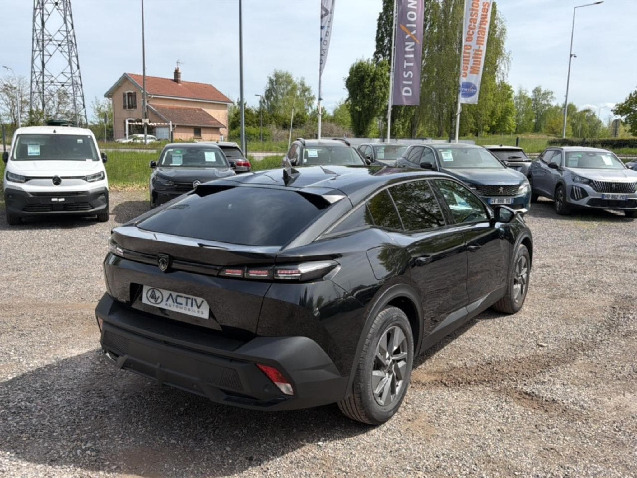 Peugeot 408 HYBRID 136 ALLURE E-DCS6 (2024) - Foto 5