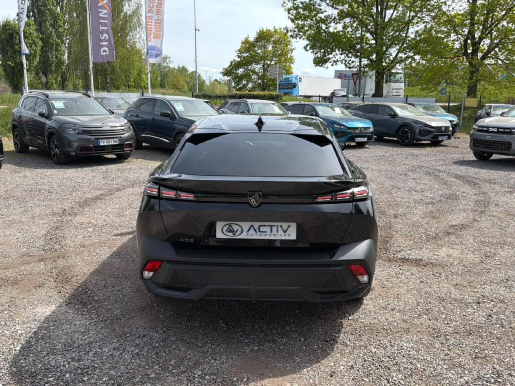 Peugeot 408 HYBRID 136 ALLURE E-DCS6 (2024) - Foto 6