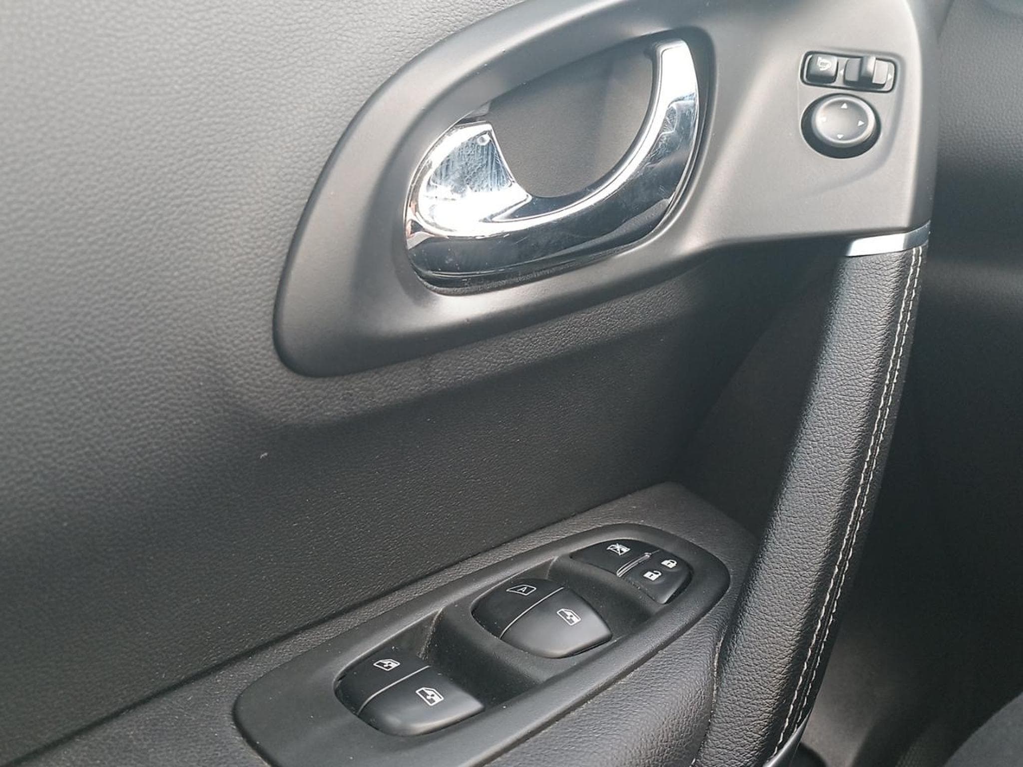 Renault KADJAR 1.6 DCI 130 ENERGY INTENS (2017) - Foto 11
