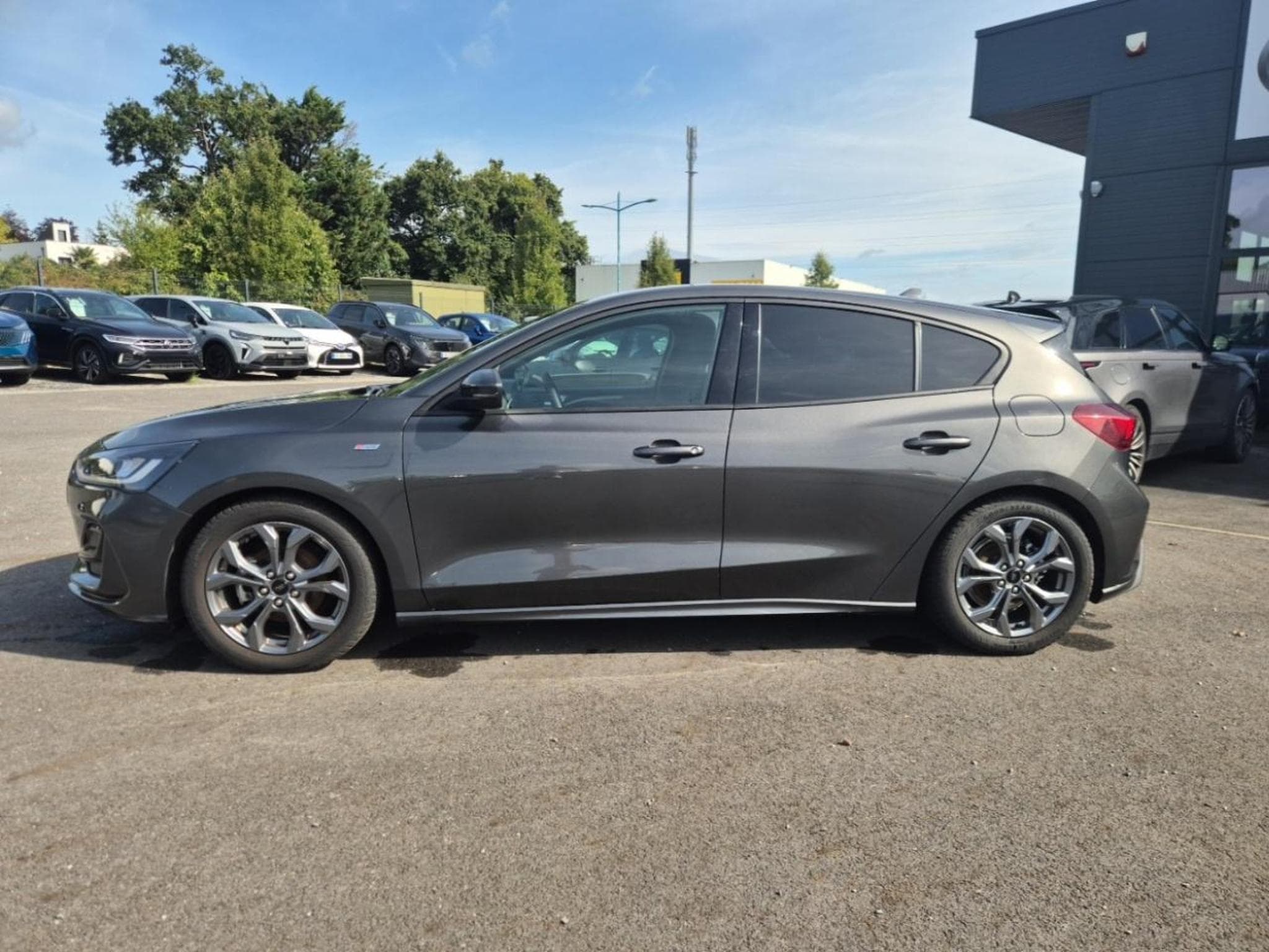 Ford Focus 1.5 ECOBLUE 115 ST-LINE BVA8 (2024) - Foto 8