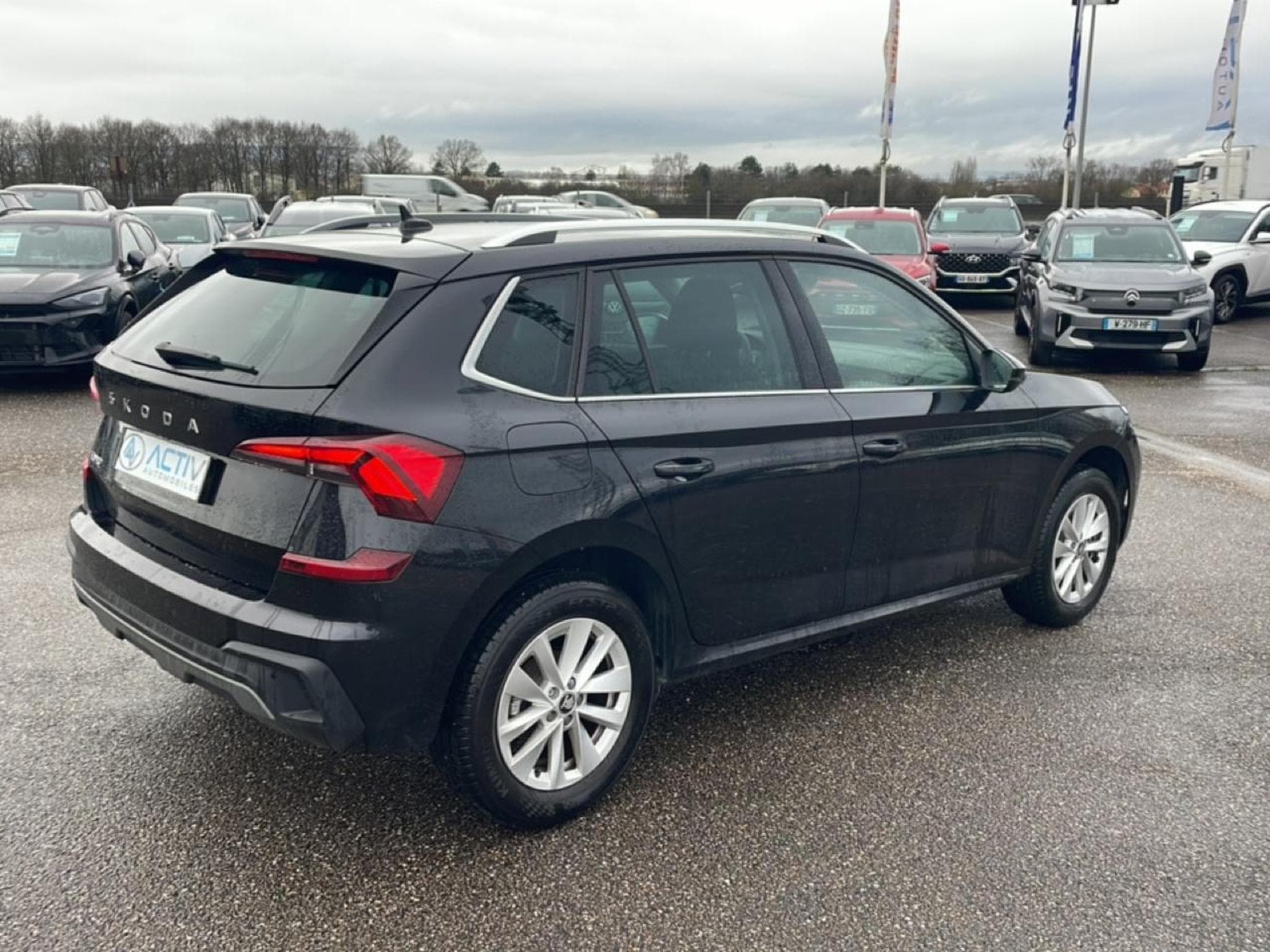 Skoda KAMIQ 1.0 TSI 116 SELECTION DSG7 (2025) - Foto 5