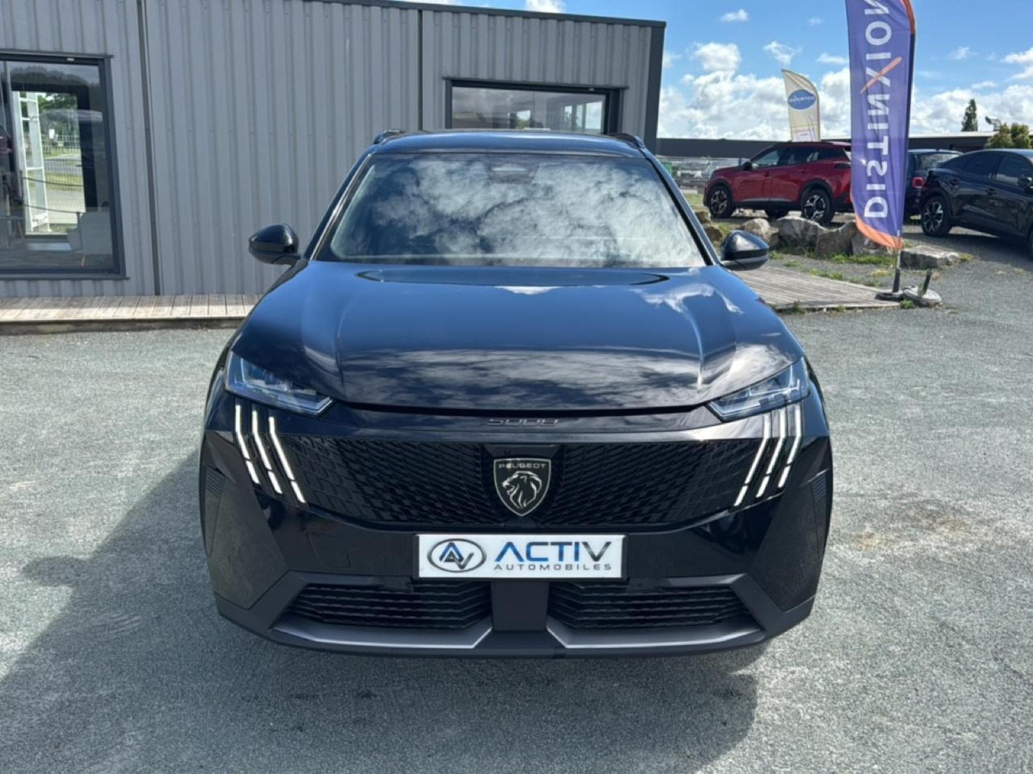 Peugeot 5008 HYBRID 145 ALLURE E-DCS6 (2025) - Foto 2