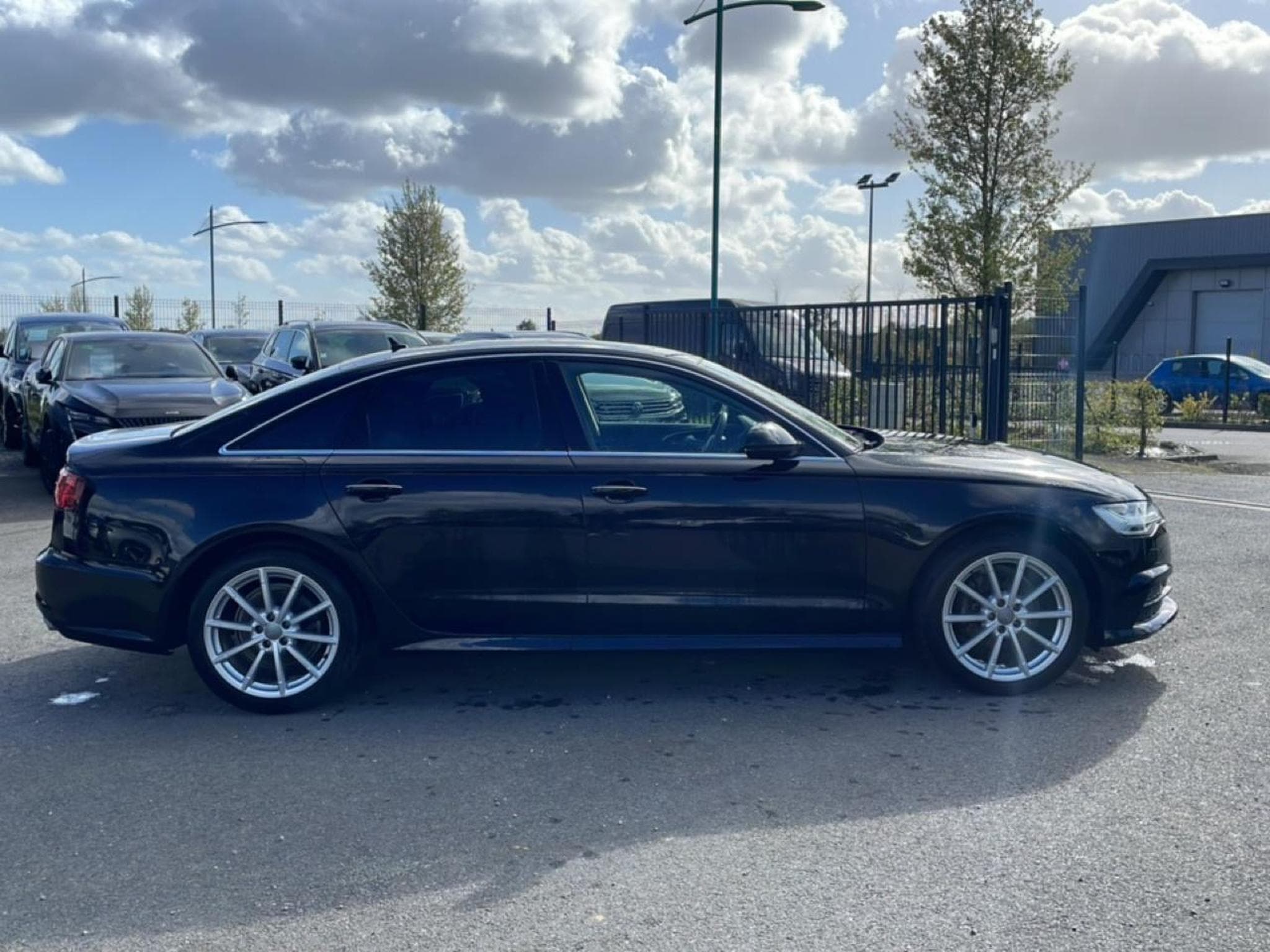 Audi A6 2.0 TDI 190 ULTRA AMBITION LUXE S TRONIC 7 (2018) - Foto 4