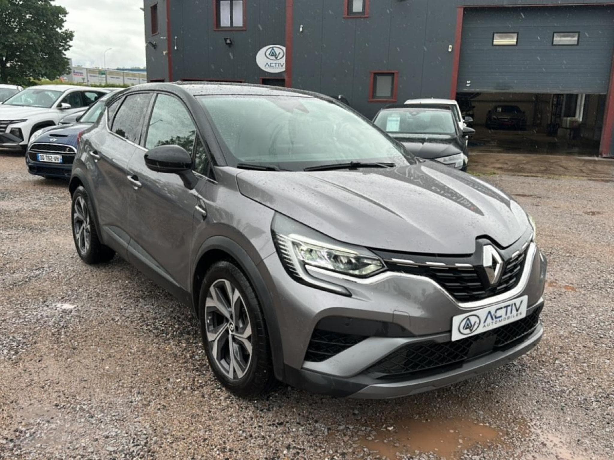 Renault CAPTUR II 1.6 E-TECH HYBRIDE 145 RS LINE (2022) - Foto 3