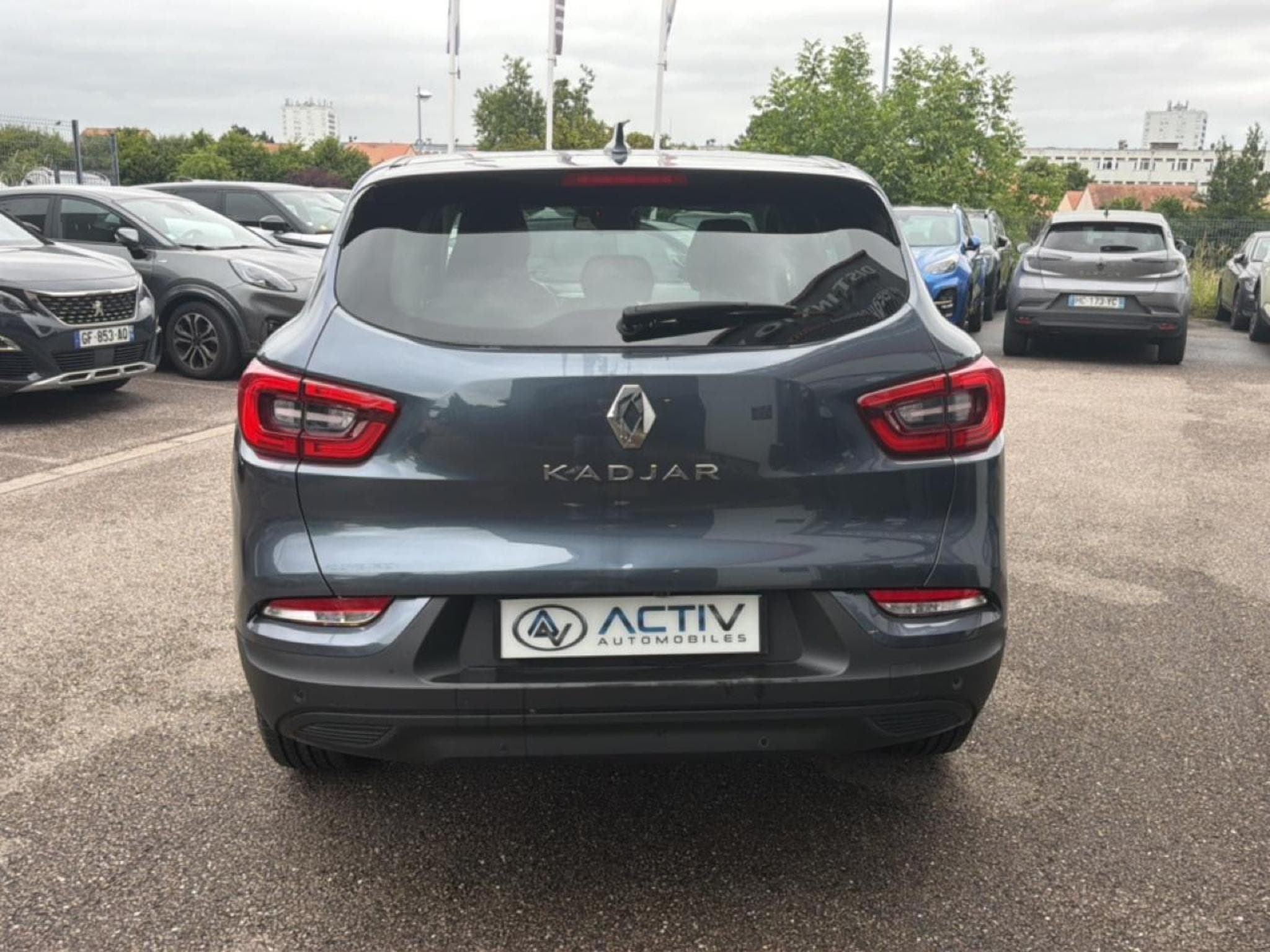 Renault KADJAR 1.3 TCE 140 FAP EVOLUTION EDC (2022) - Foto 6