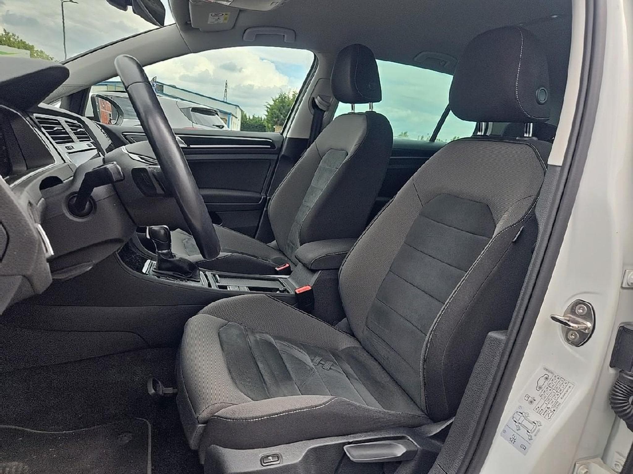 VW GOLF VII 1.5 TSI EVO 150 CONFORTLINE BUSINESS DSG7 EURO6D-T 5P (2019) - Photo 14
