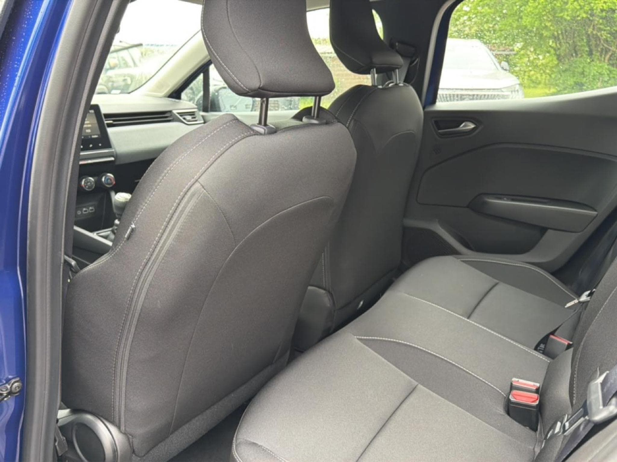 Renault CLIO V 1.0 TCE 90 EVOLUTION (2026) - Photo 13