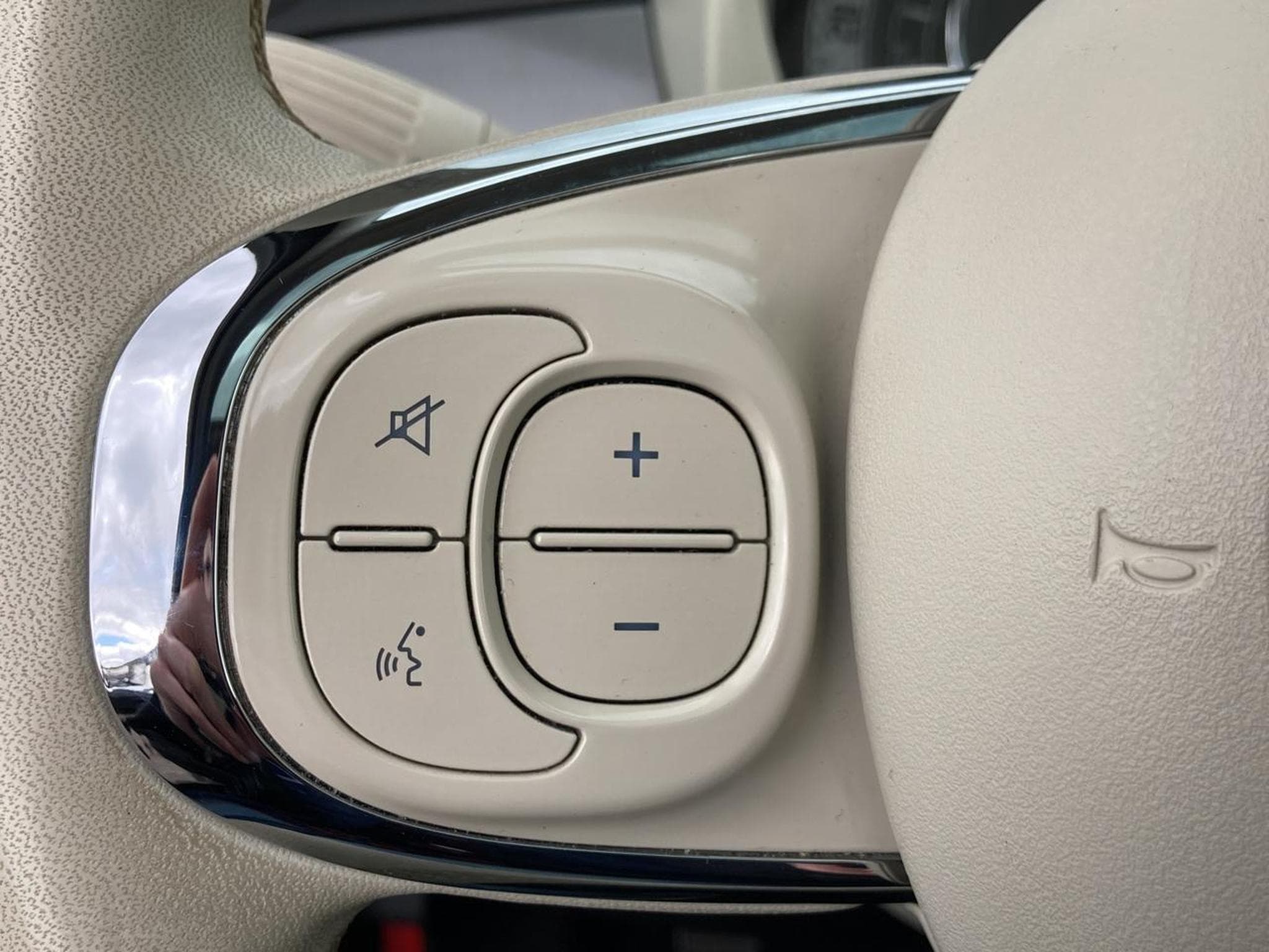 Fiat 500 1.0 70 BSG  DOLCEVITA (2022) - Photo 13