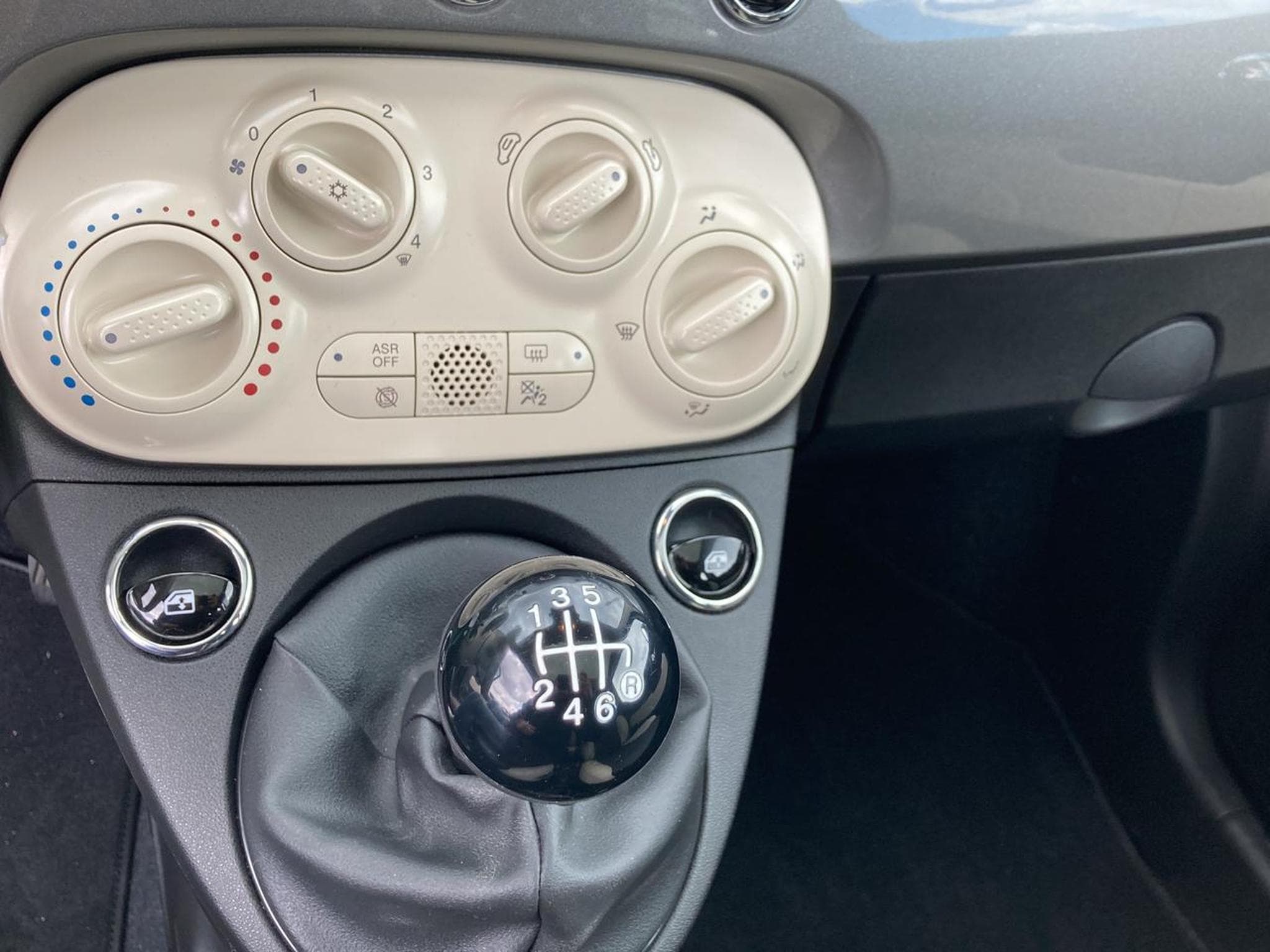 Fiat 500 1.0 70 BSG  DOLCEVITA (2022) - Photo 19