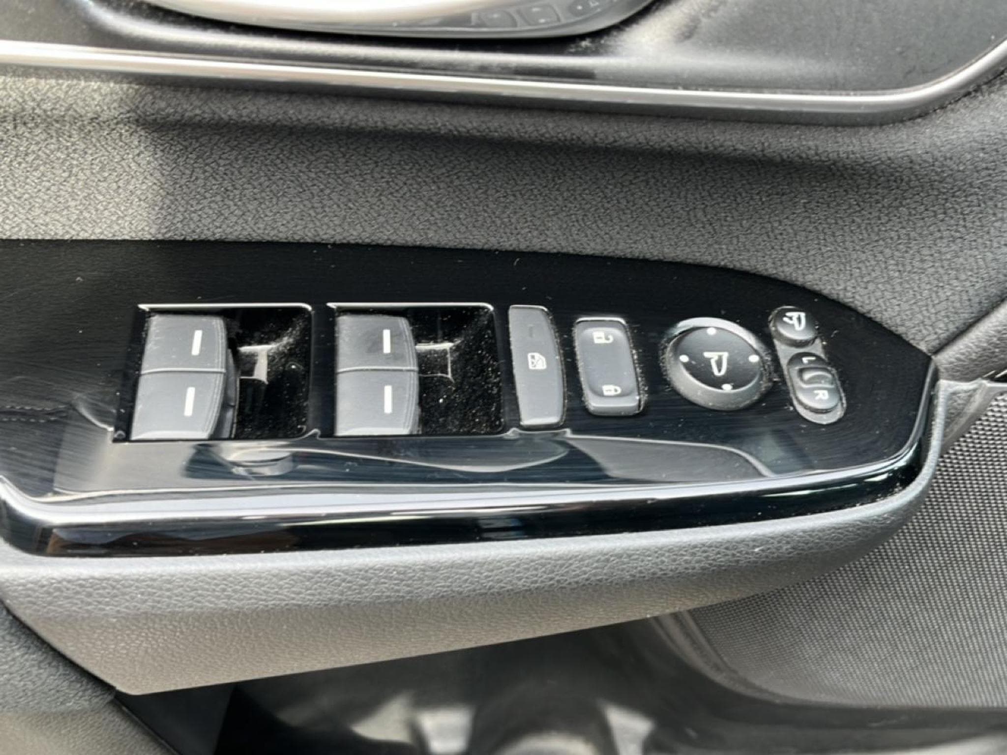 Honda CR-V 2.0 I-MMD 184 EXECUTIVE 2WD AT (2021) - Photo 14