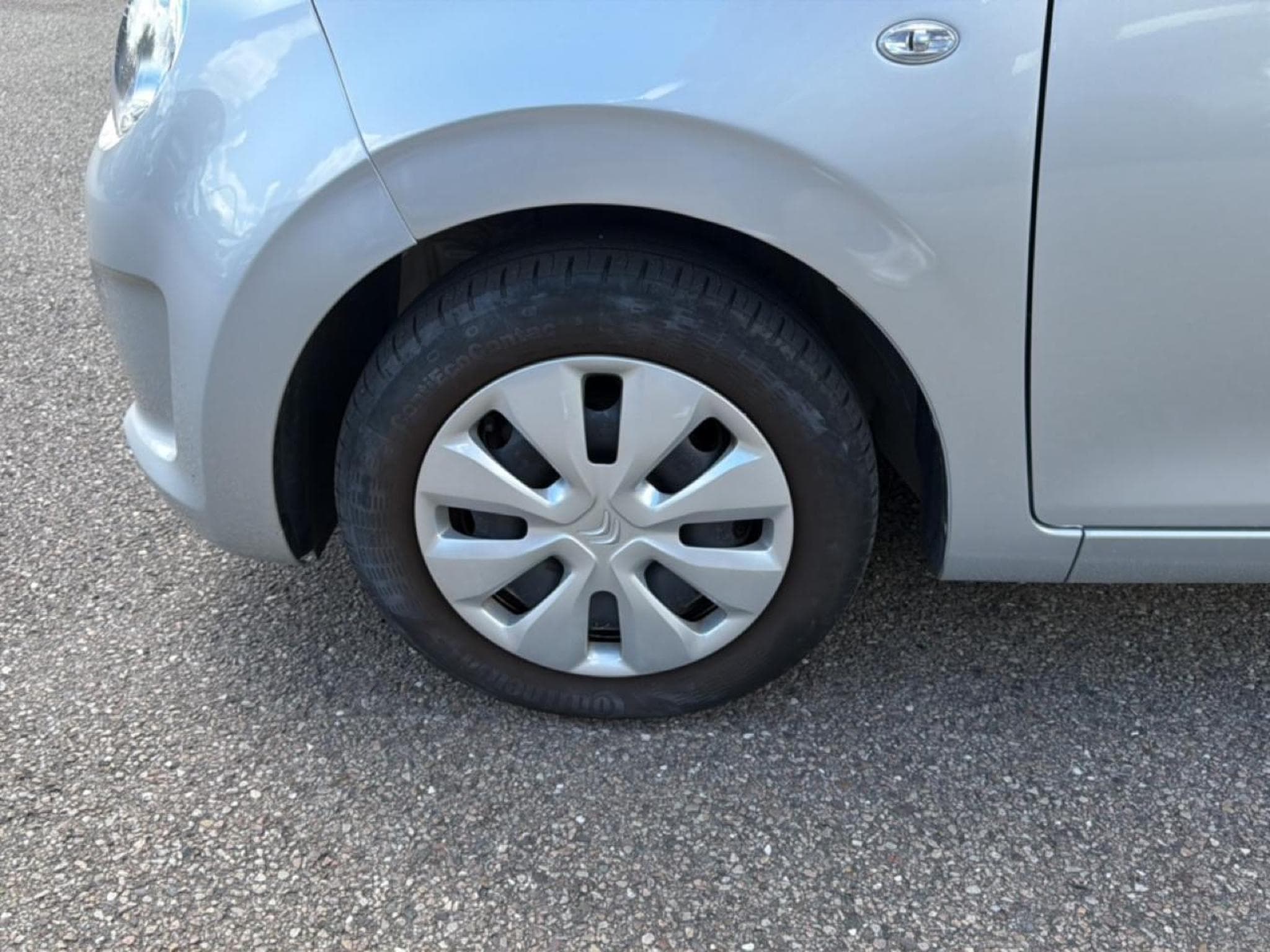 Citroen C1 VTI 68 FEEL 3P (2015) - Photo 9