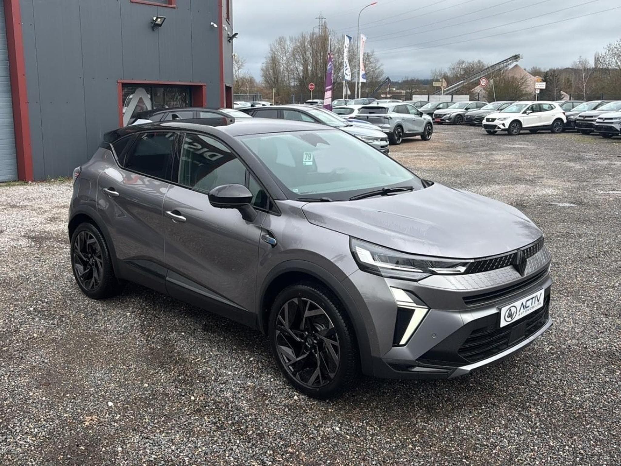 Renault CAPTUR II 1.8 E-TECH FULL HYBRID 160 ESPRIT ALPINE (2025) - Photo 3