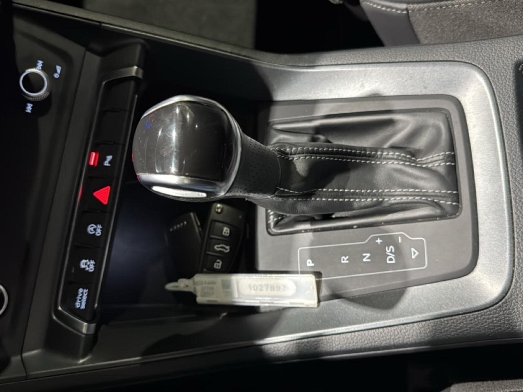Audi Q3 35 TDI 150 S EDITION S TRONIC 7 (2021) - Photo 14