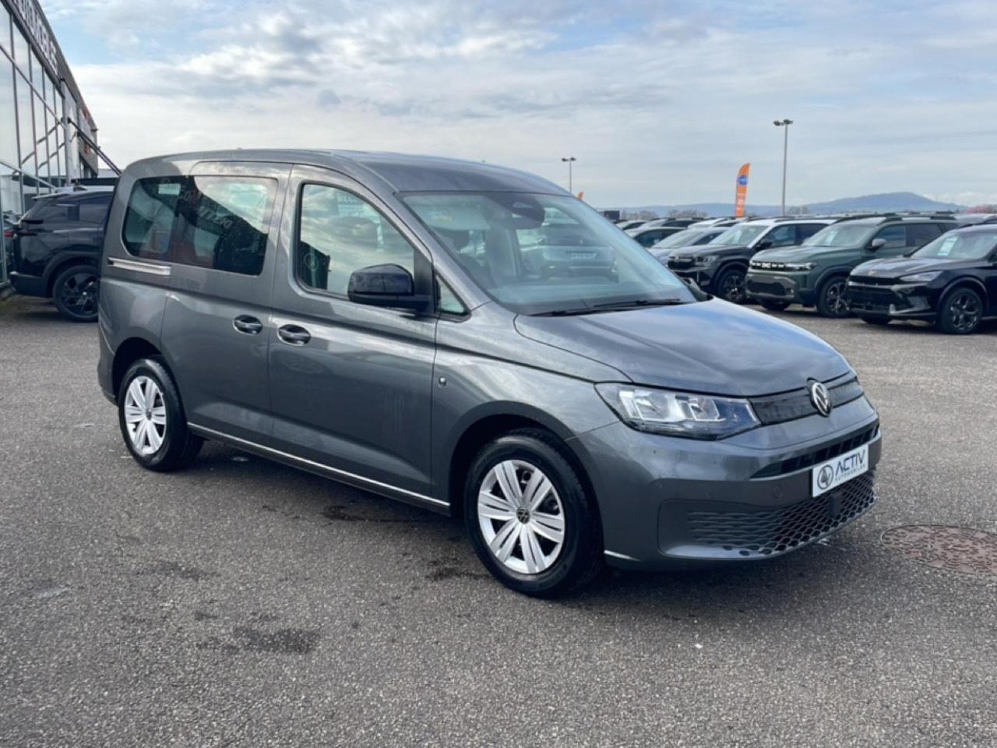 VW CADDY 2.0 TDI 122 DSG7 (2025) - Photo 3