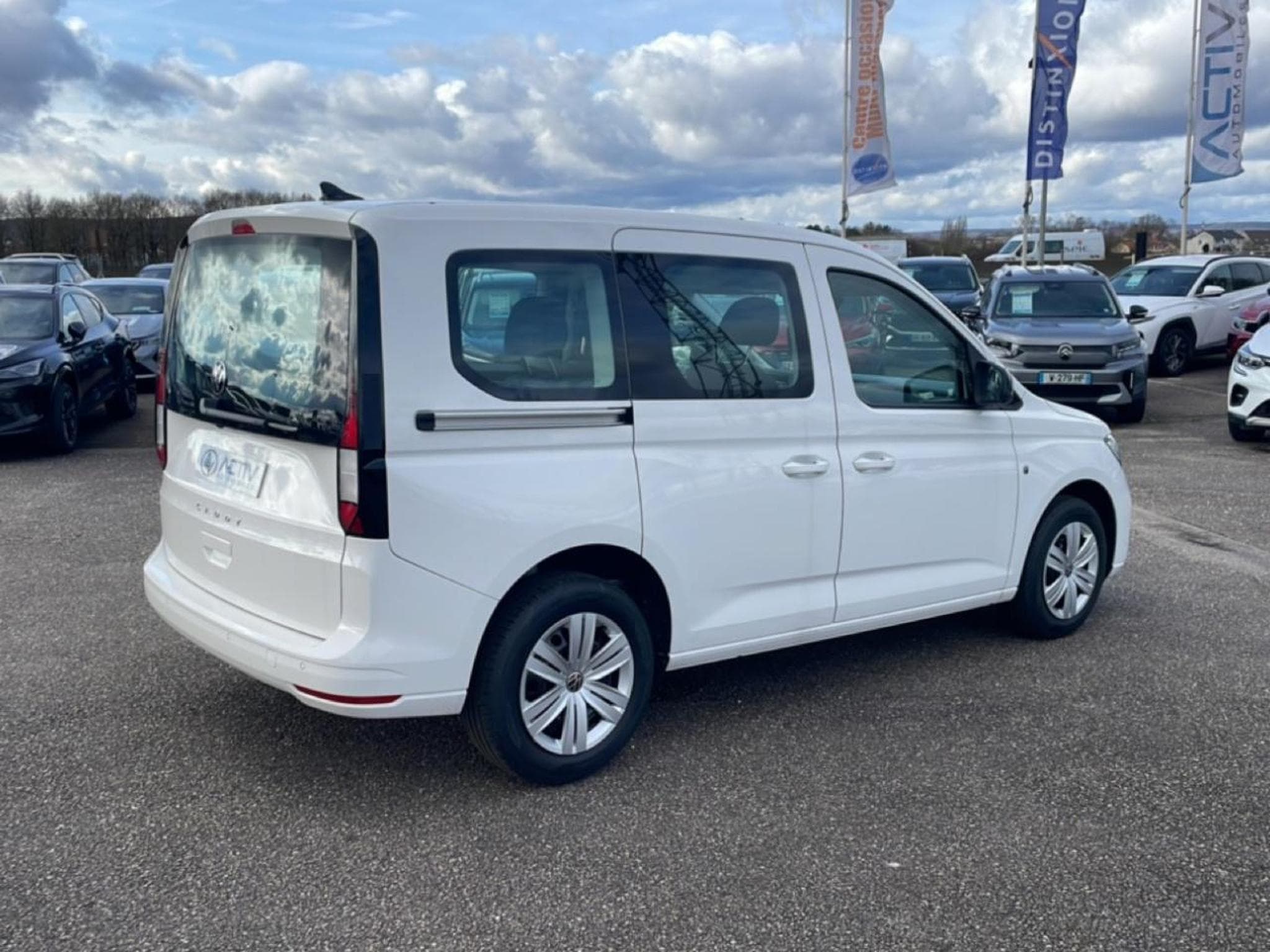 VW CADDY 2.0 TDI 122 DSG7 (2025) - Photo 5