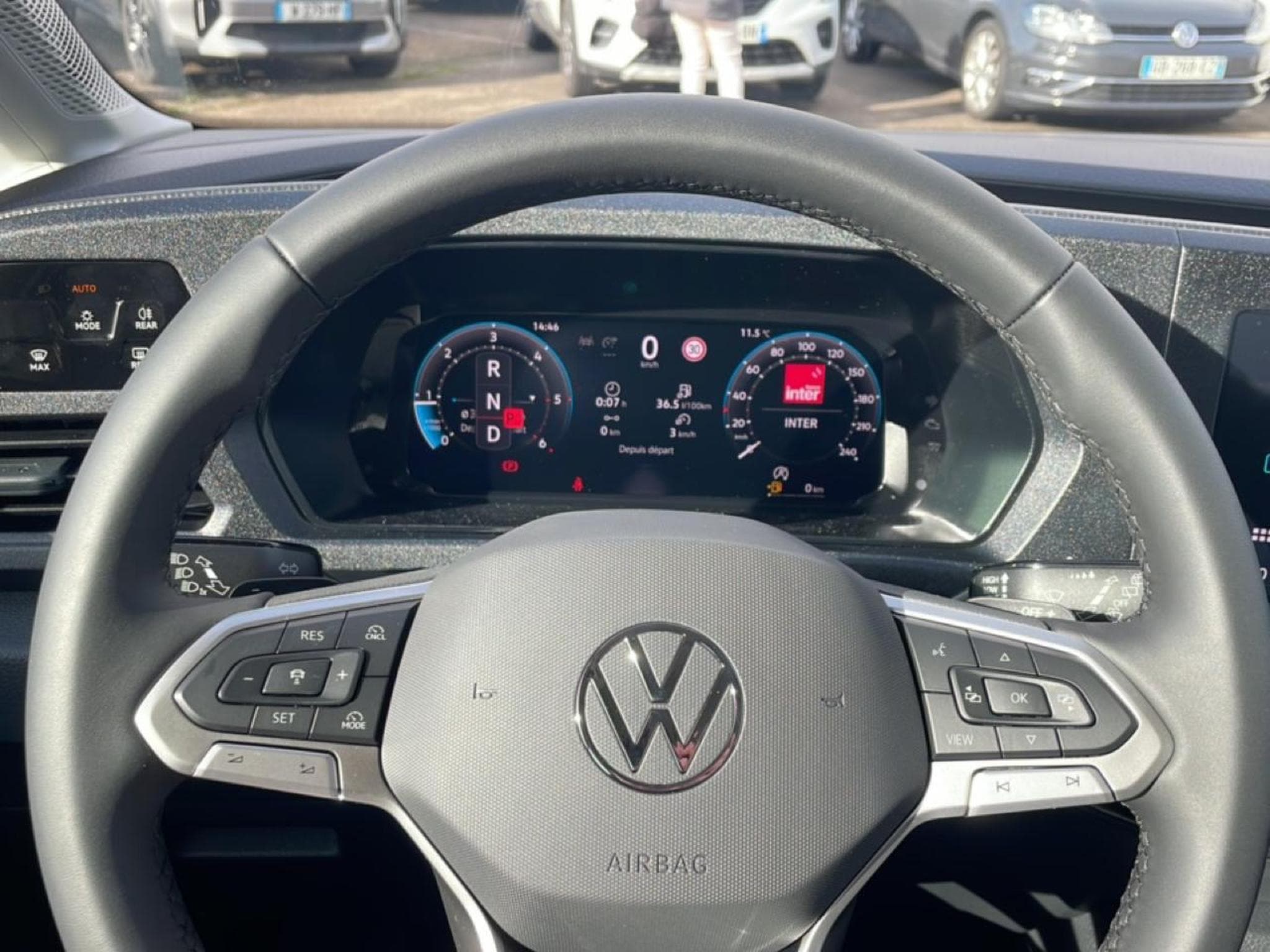 VW CADDY 2.0 TDI 122 DSG7 (2025) - Photo 12