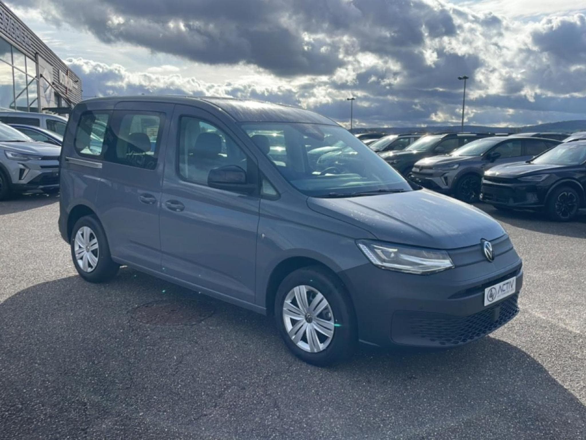 VW CADDY 2.0 TDI 122 DSG7 (2025) - Photo 3