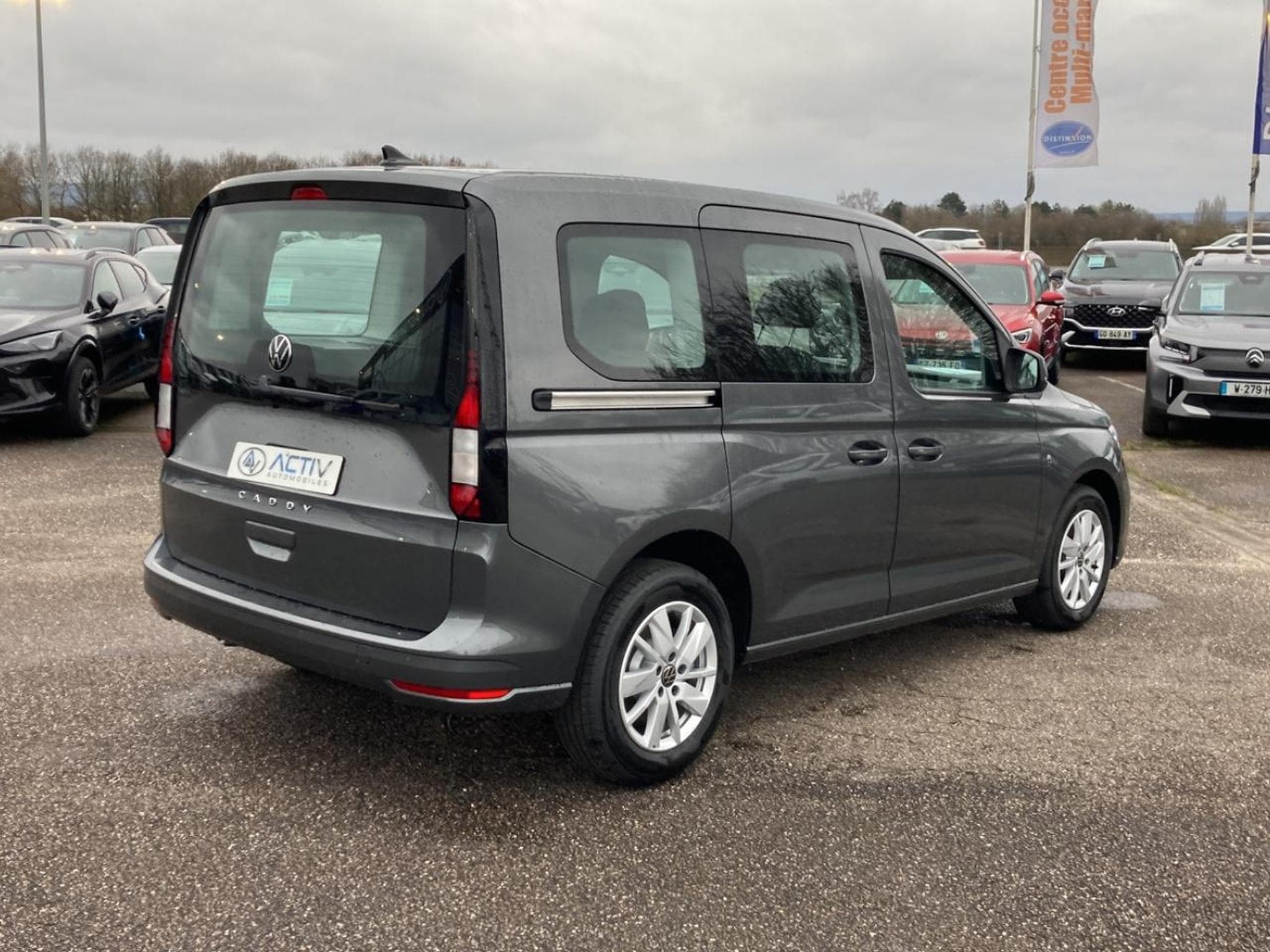 VW CADDY 2.0 TDI 122 DSG7 (2025) - Photo 5
