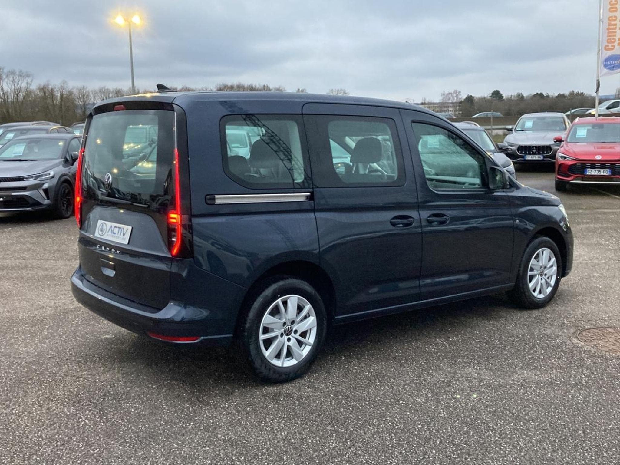 VW CADDY 2.0 TDI 122 DSG7 (2025) - Photo 5