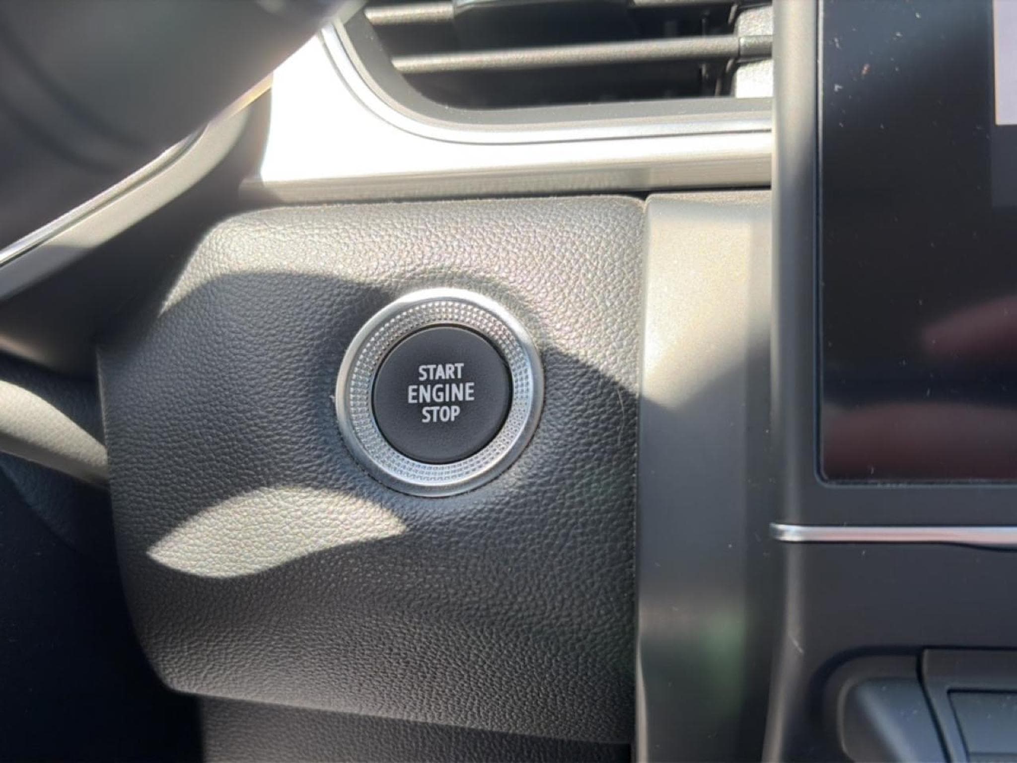 Renault CAPTUR II 1.3 TCE 140 INTENS (2021) - Photo 18