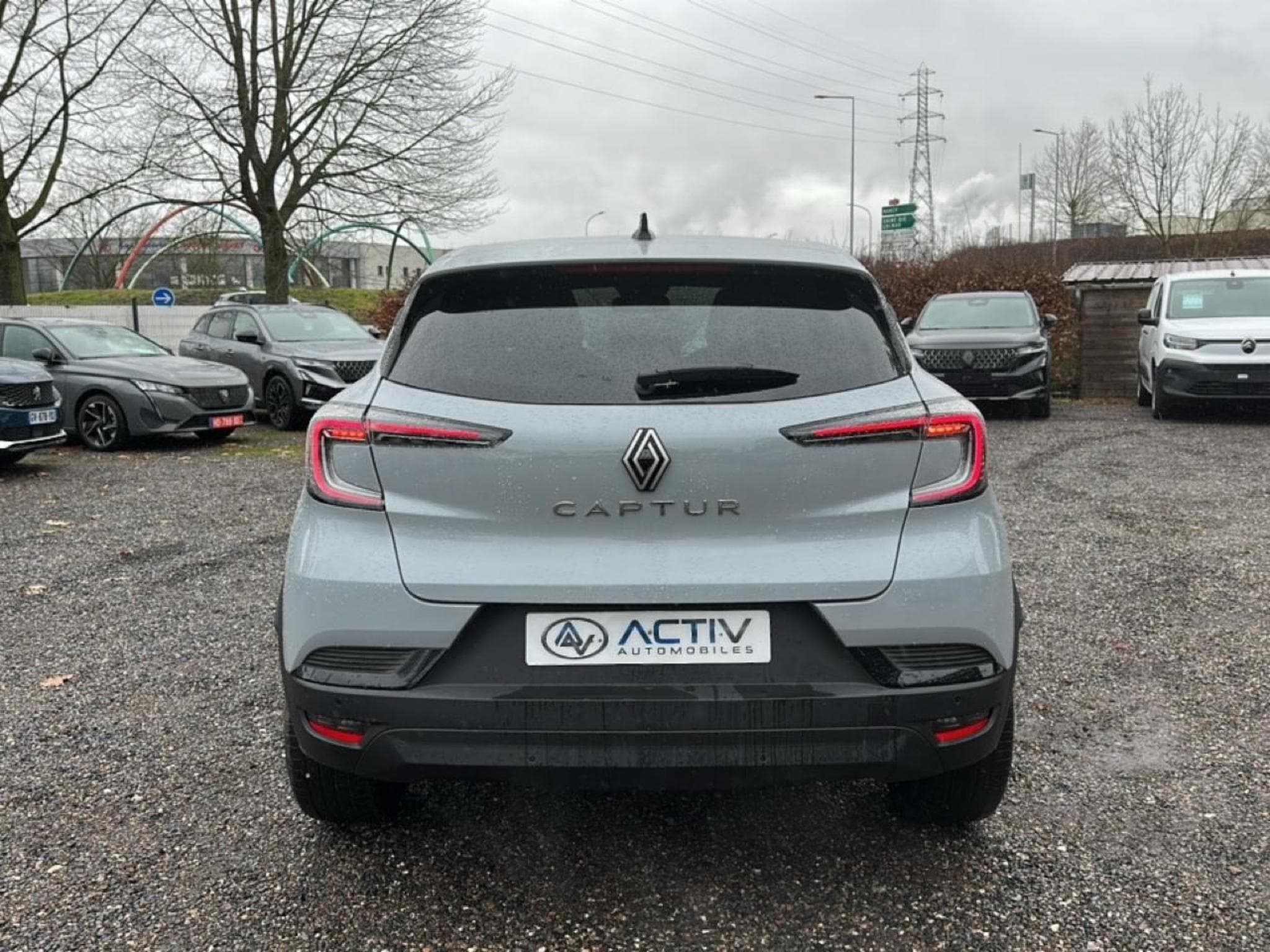 Renault CAPTUR II 1.0 TCE 90 TECHNO (2025) - Photo 6