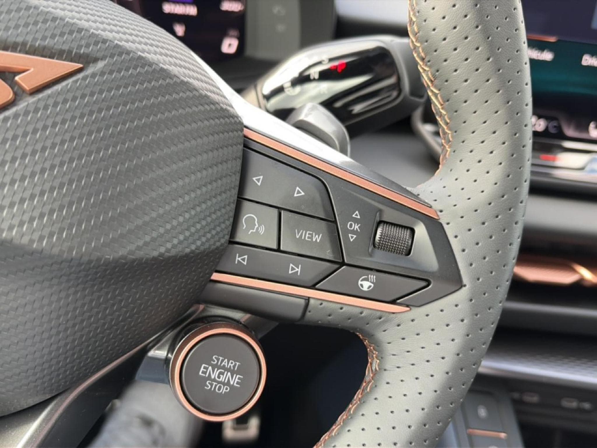 Cupra TERRAMAR 1.5 ETSI HYBRID 150 V DSG7 (2026) - Photo 15