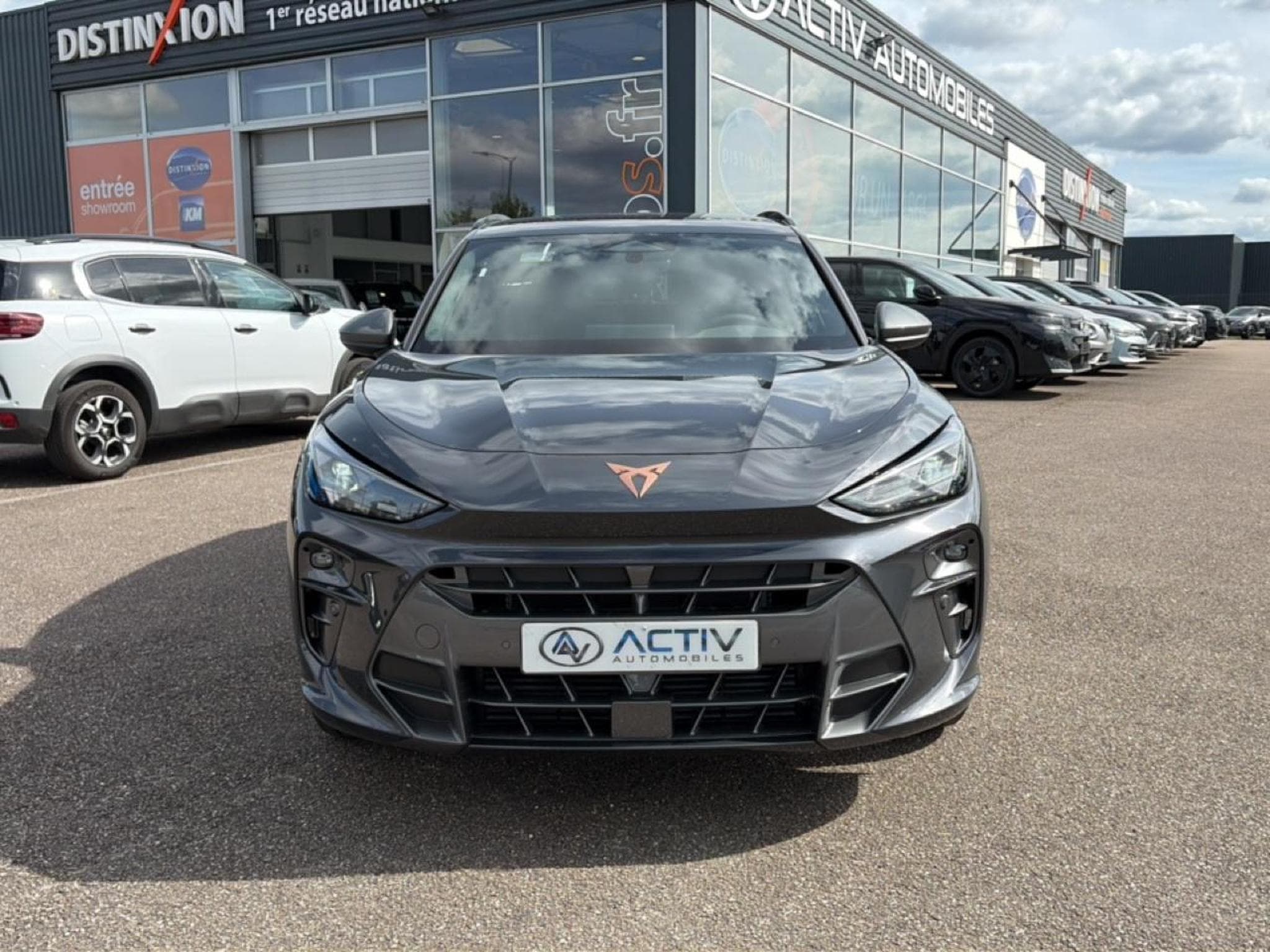 Cupra TERRAMAR 1.5 ETSI HYBRID 150 V DSG7 (2026) - Photo 2