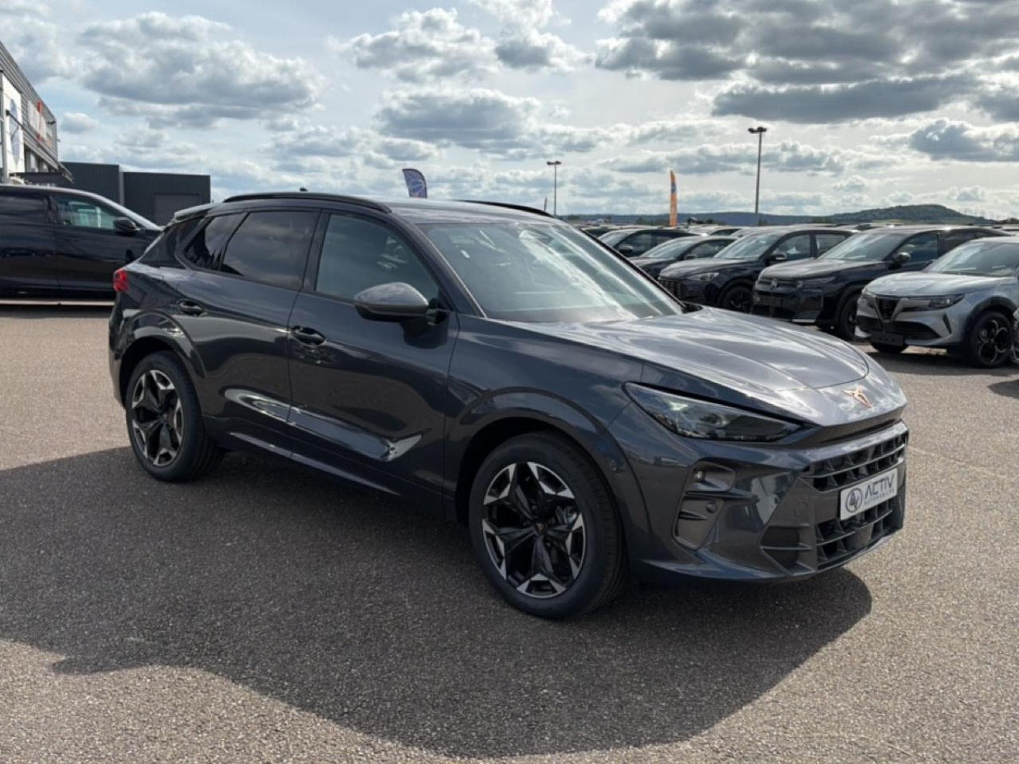 Cupra TERRAMAR 1.5 ETSI HYBRID 150 V DSG7 (2026) - Photo 3