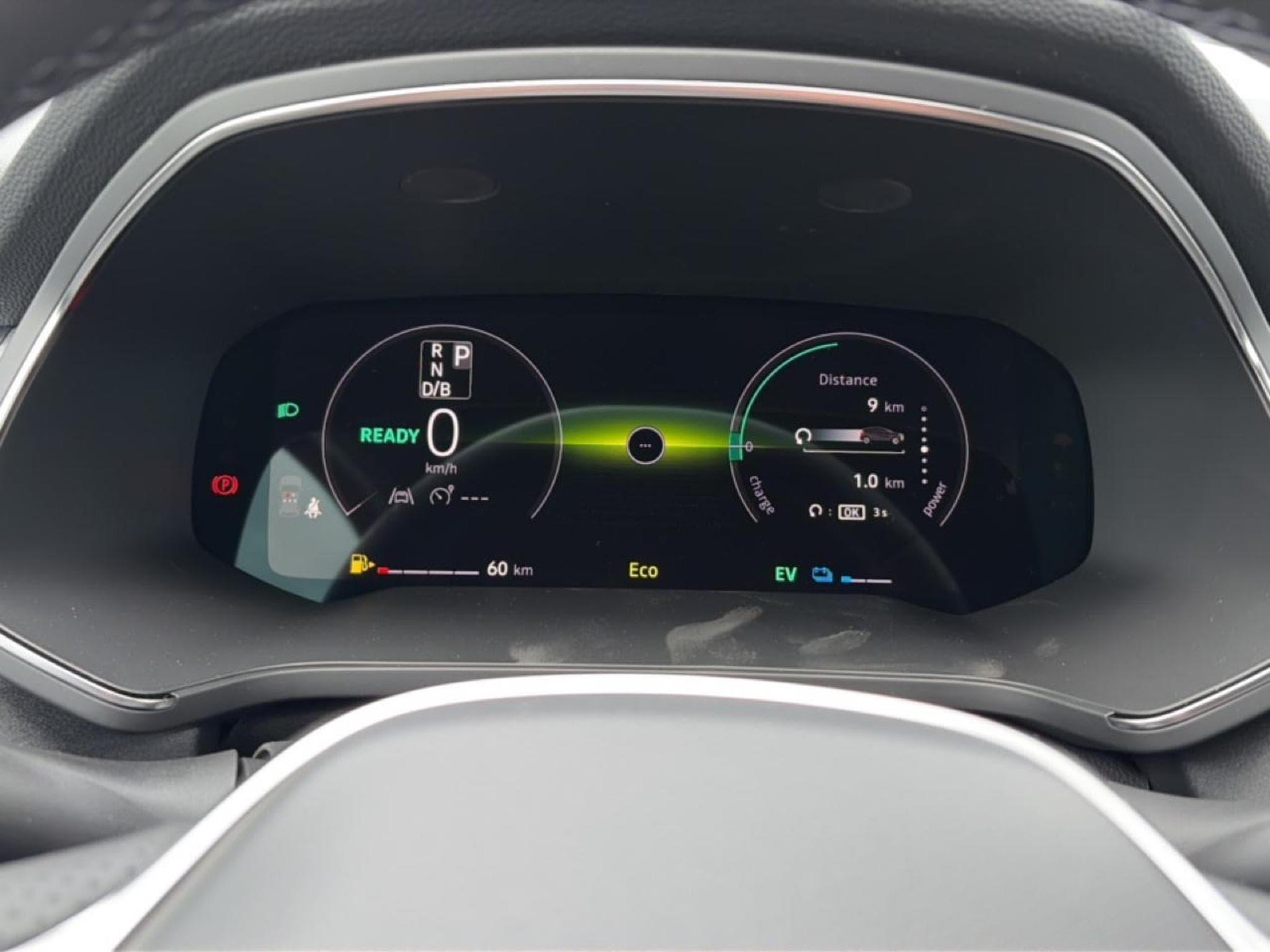 Renault CAPTUR II 1.8 E-TECH FULL HYBRID 160 TECHNO (2026) - Photo 14