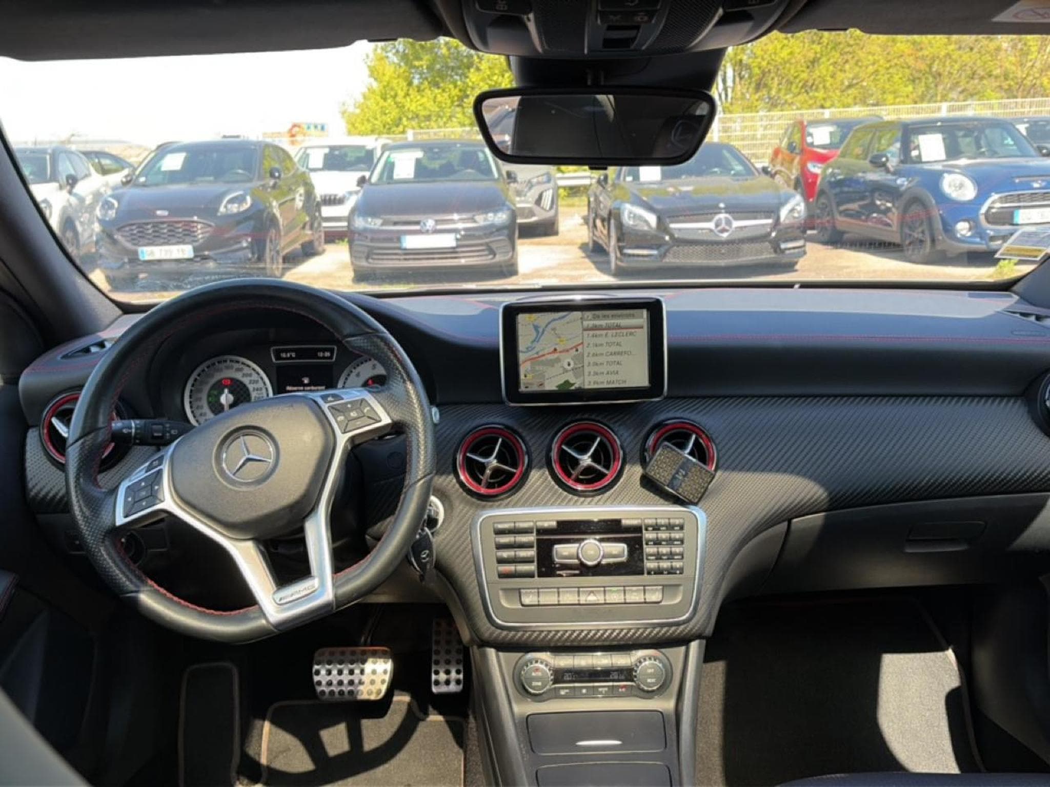 Mercedes CLASSE A 250 VERSION SPORT 7G-DCT (2015) - Photo 10